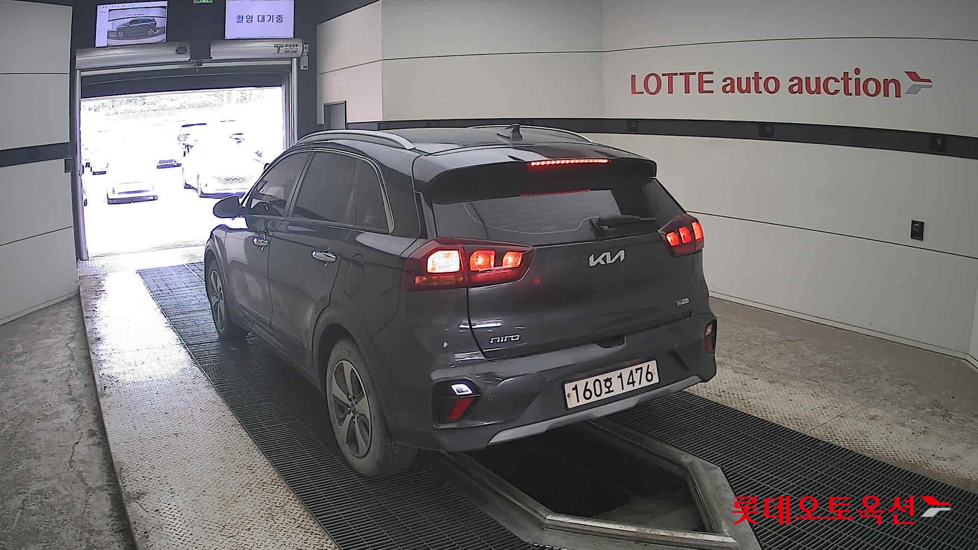2022 - kia niro