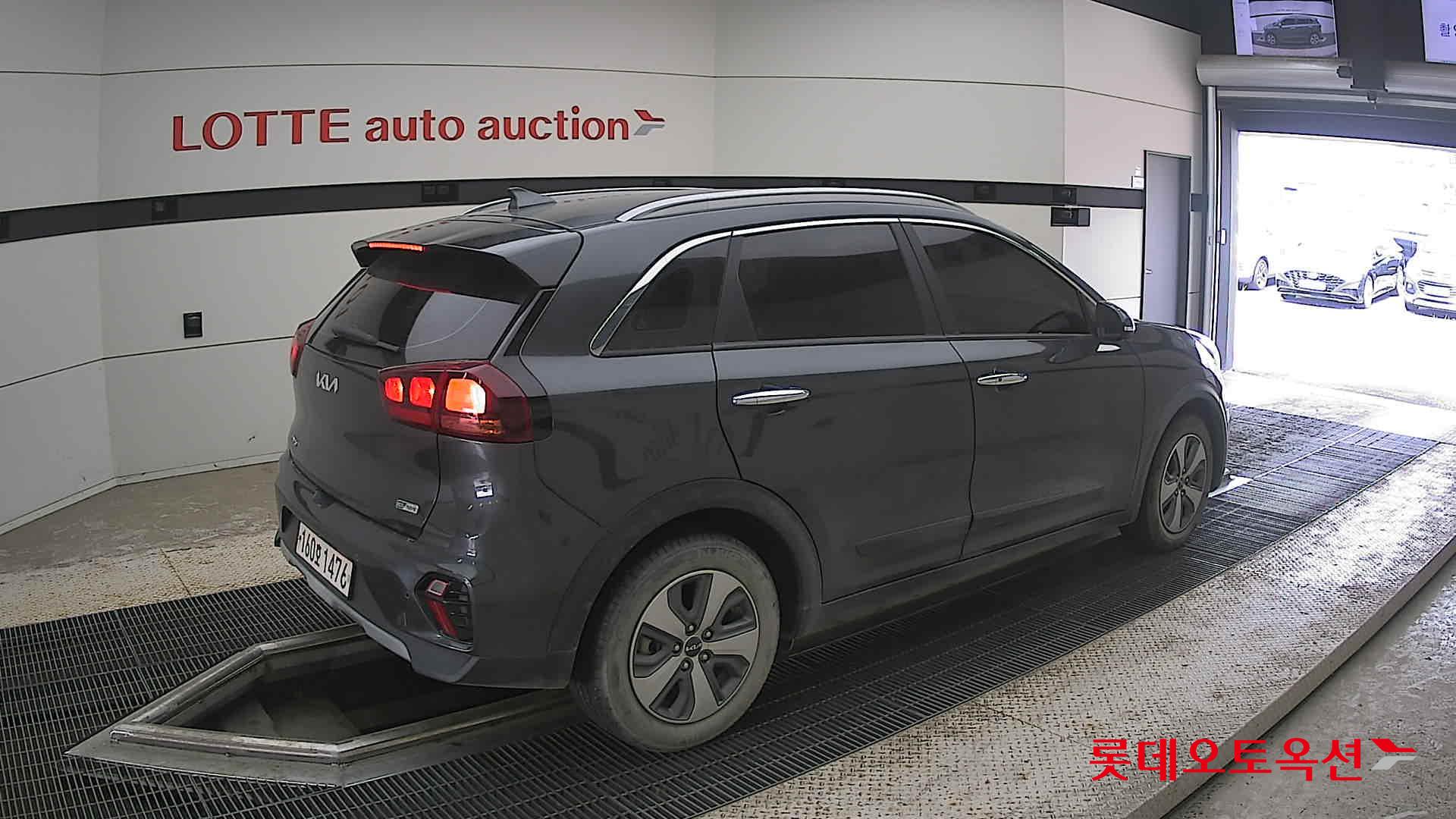 2022 - kia niro