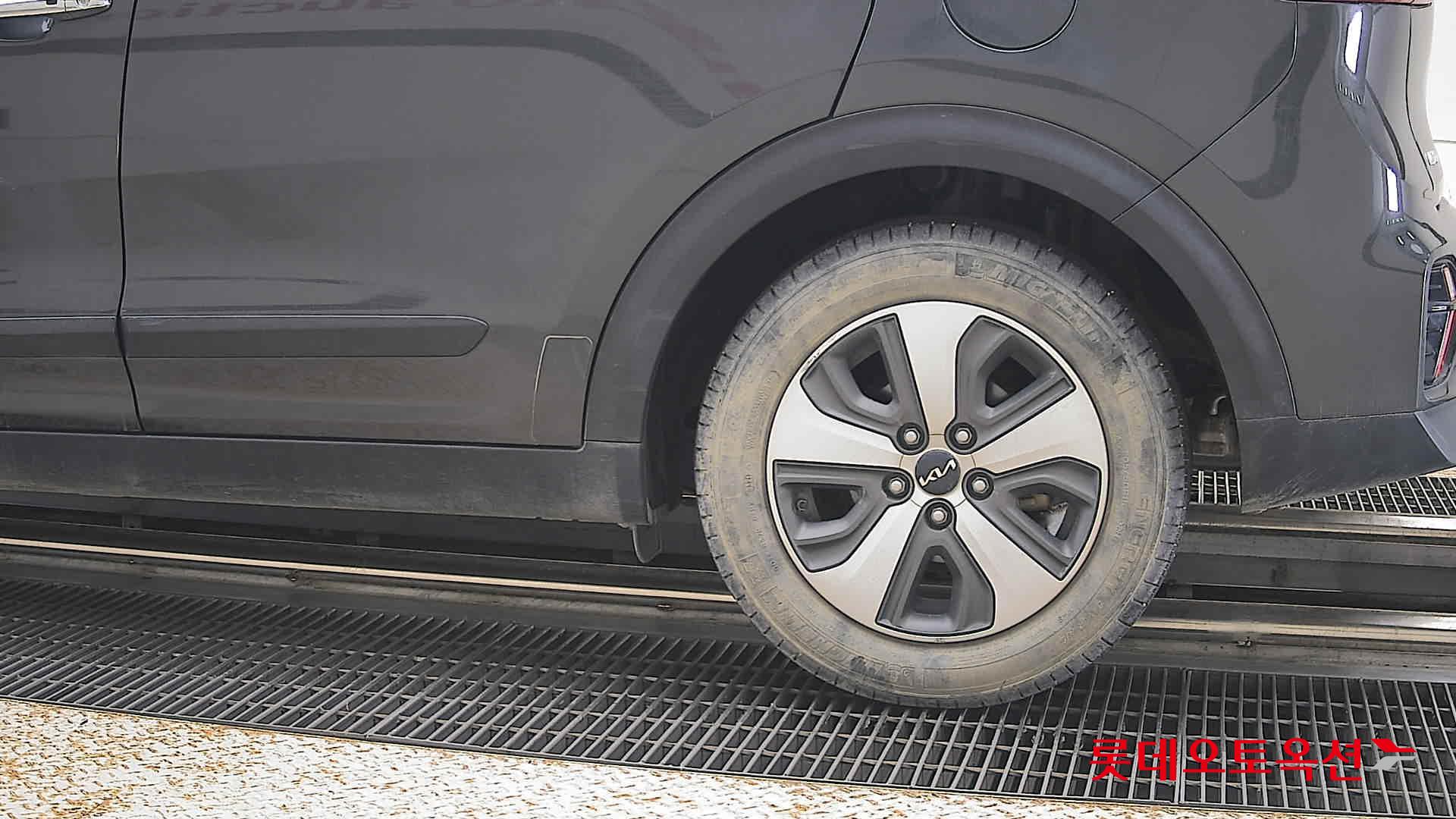 2022 - kia niro