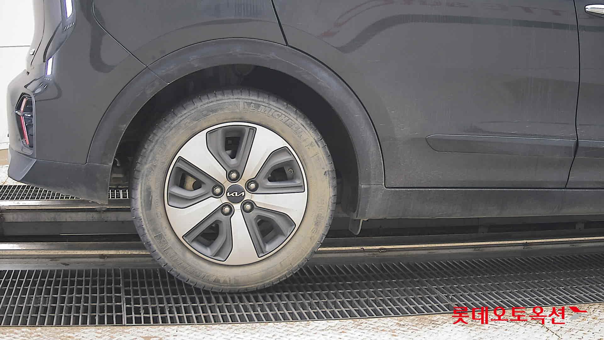 2022 - kia niro