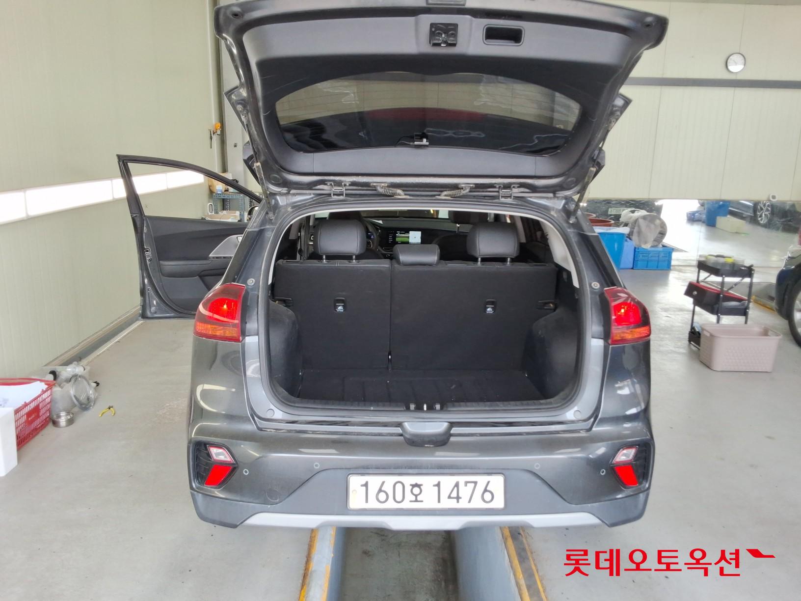 2022 - kia niro