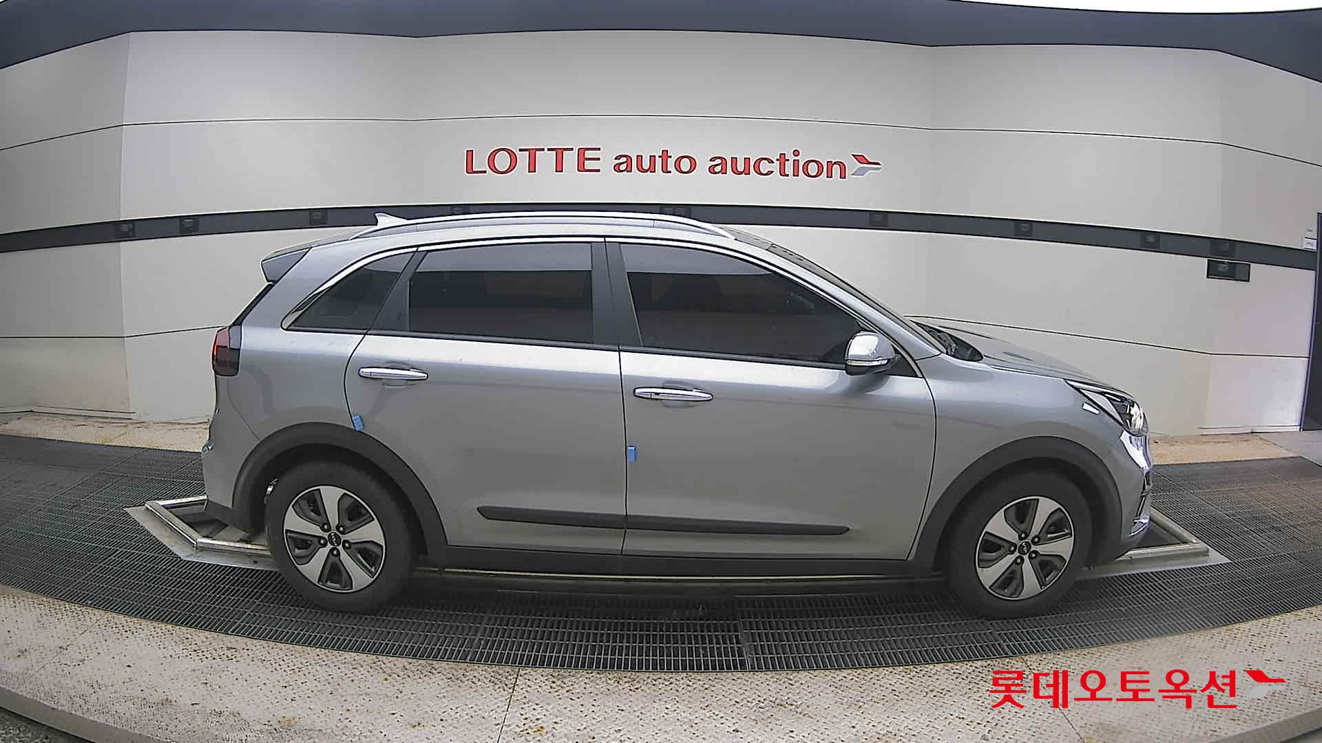 2022 - kia niro