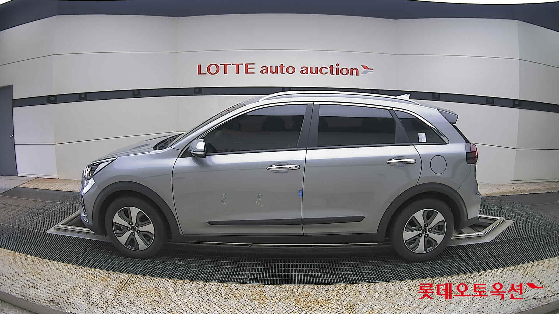 2022 - kia niro