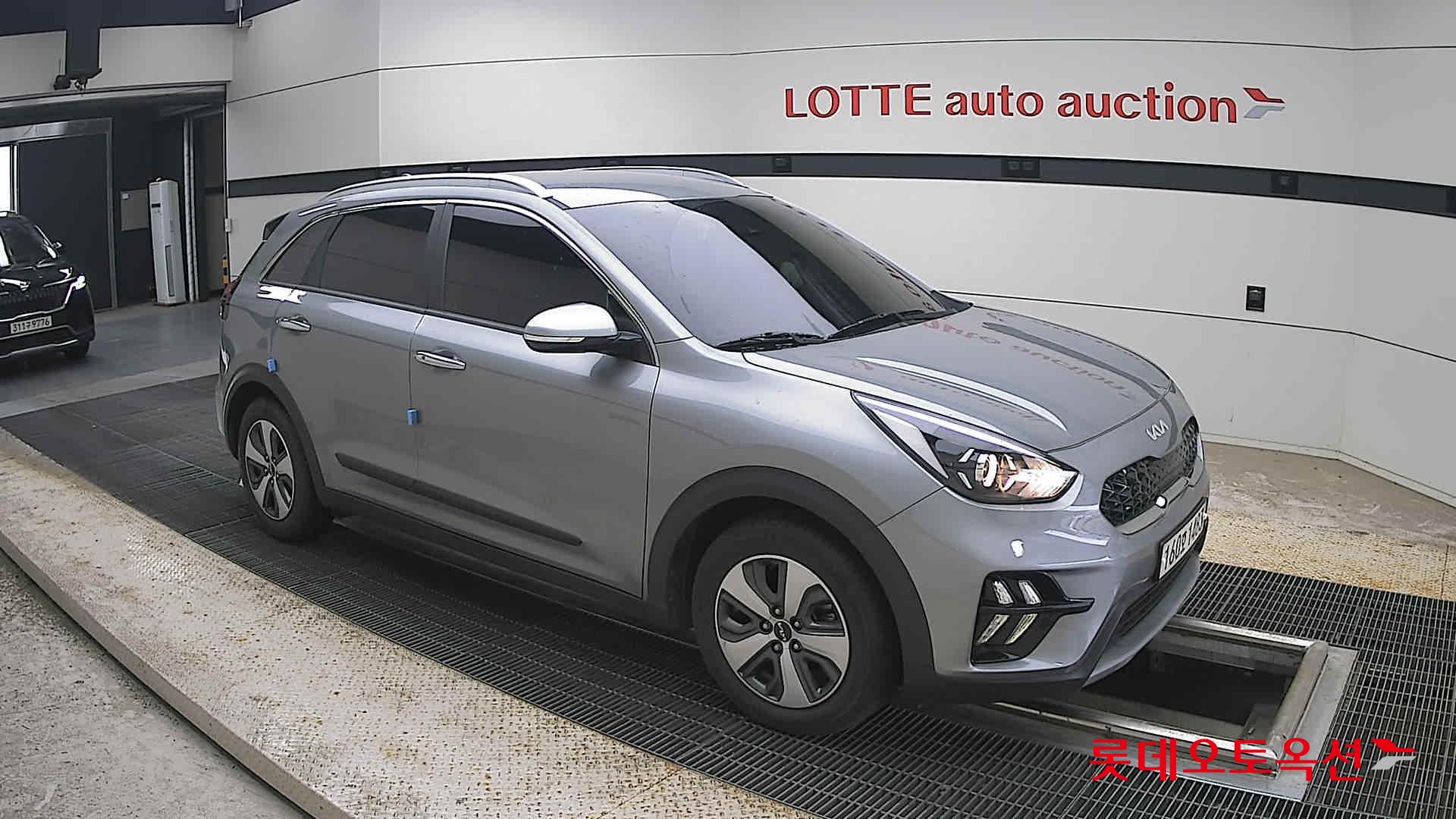 2022 - kia niro