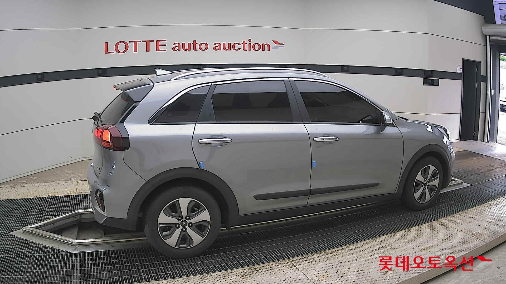2022 - kia niro