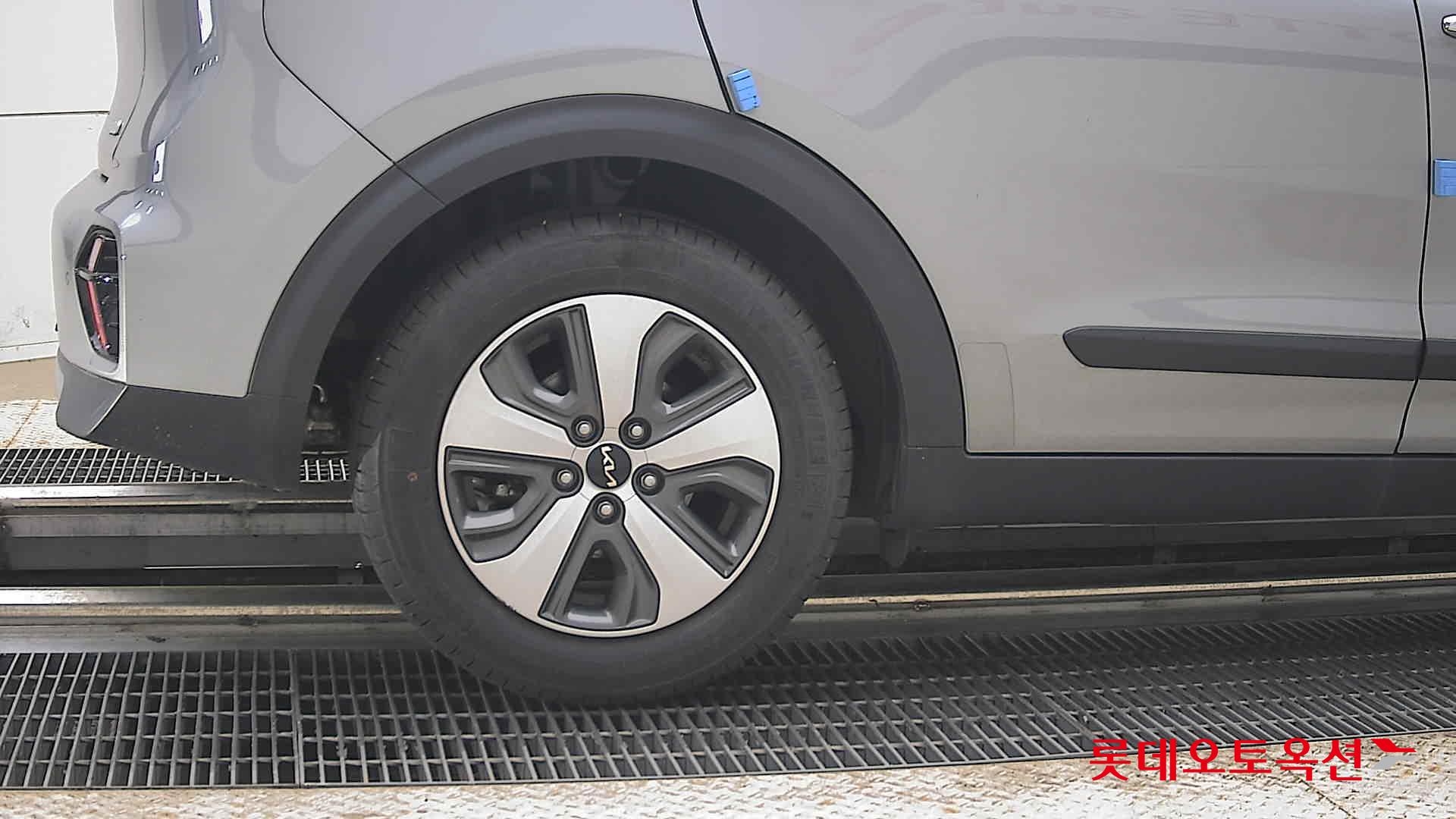 2022 - kia niro