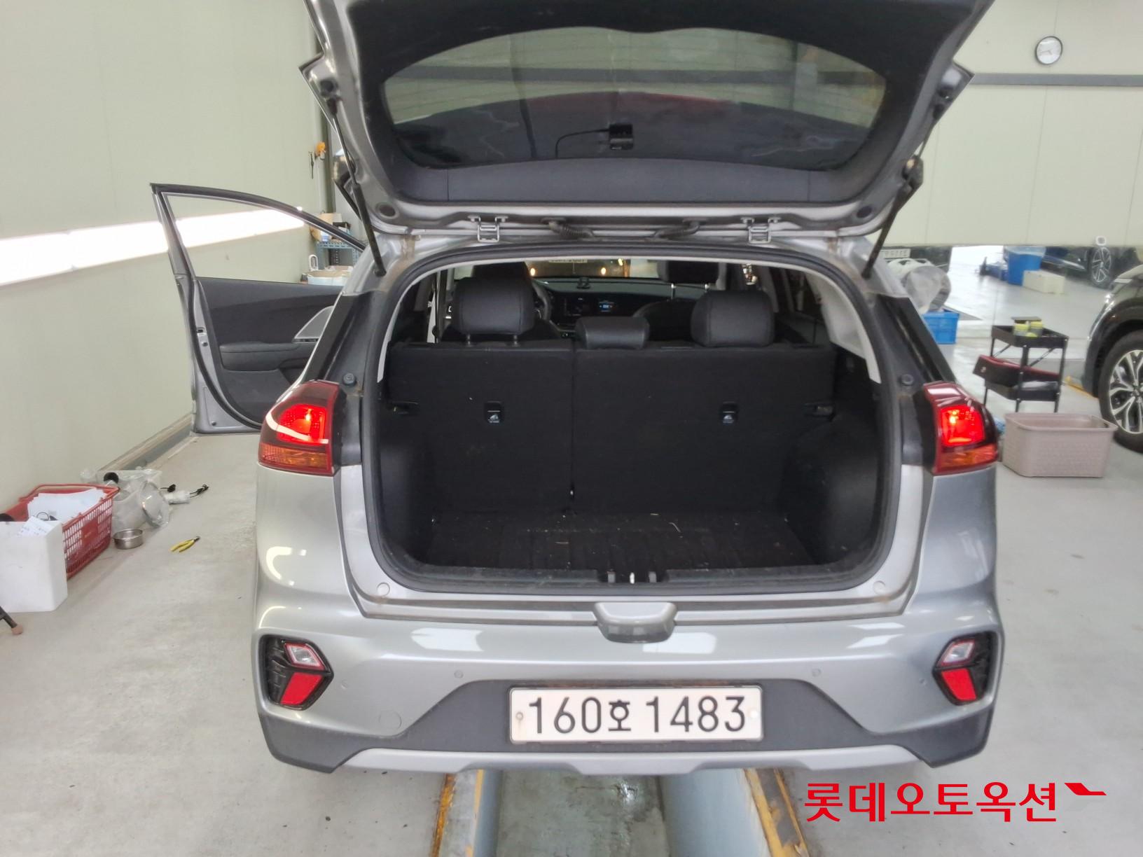 2022 - kia niro
