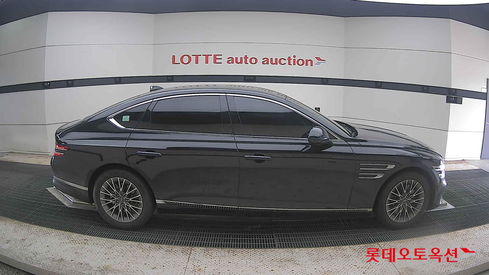 2022 - genesis g80