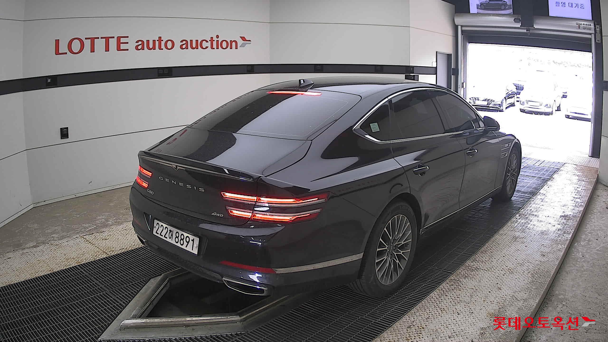 2022 - genesis g80