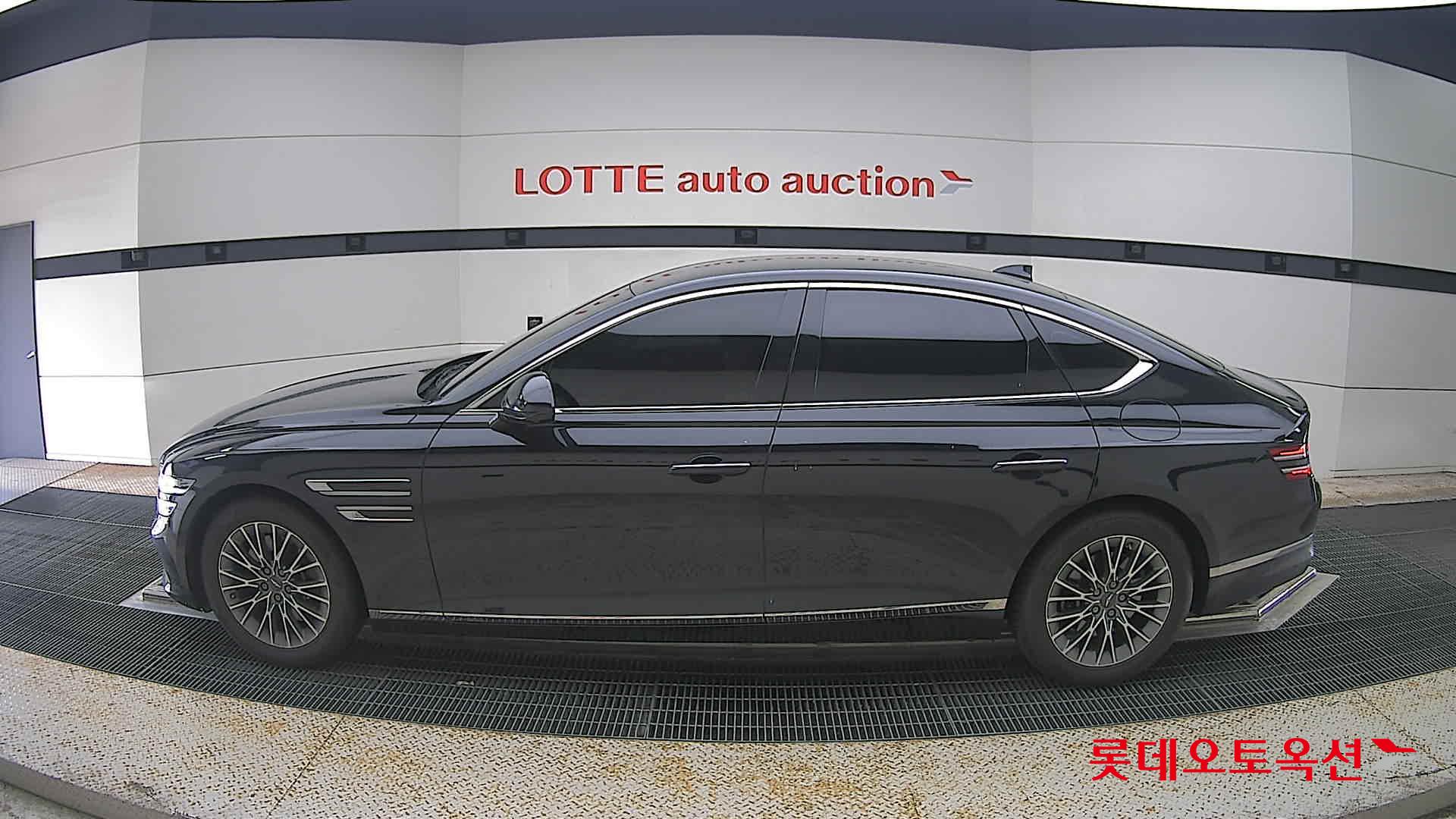 2022 - genesis g80