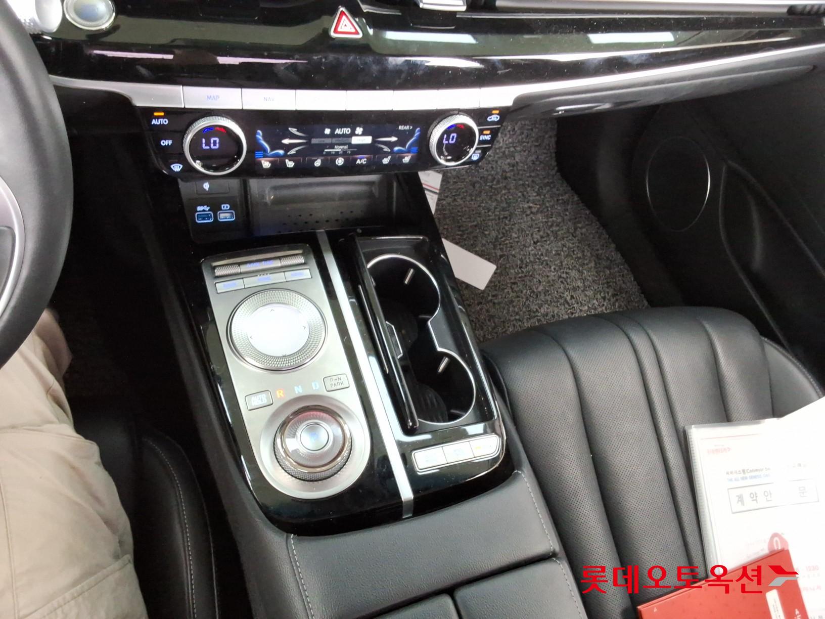 2022 - genesis g80