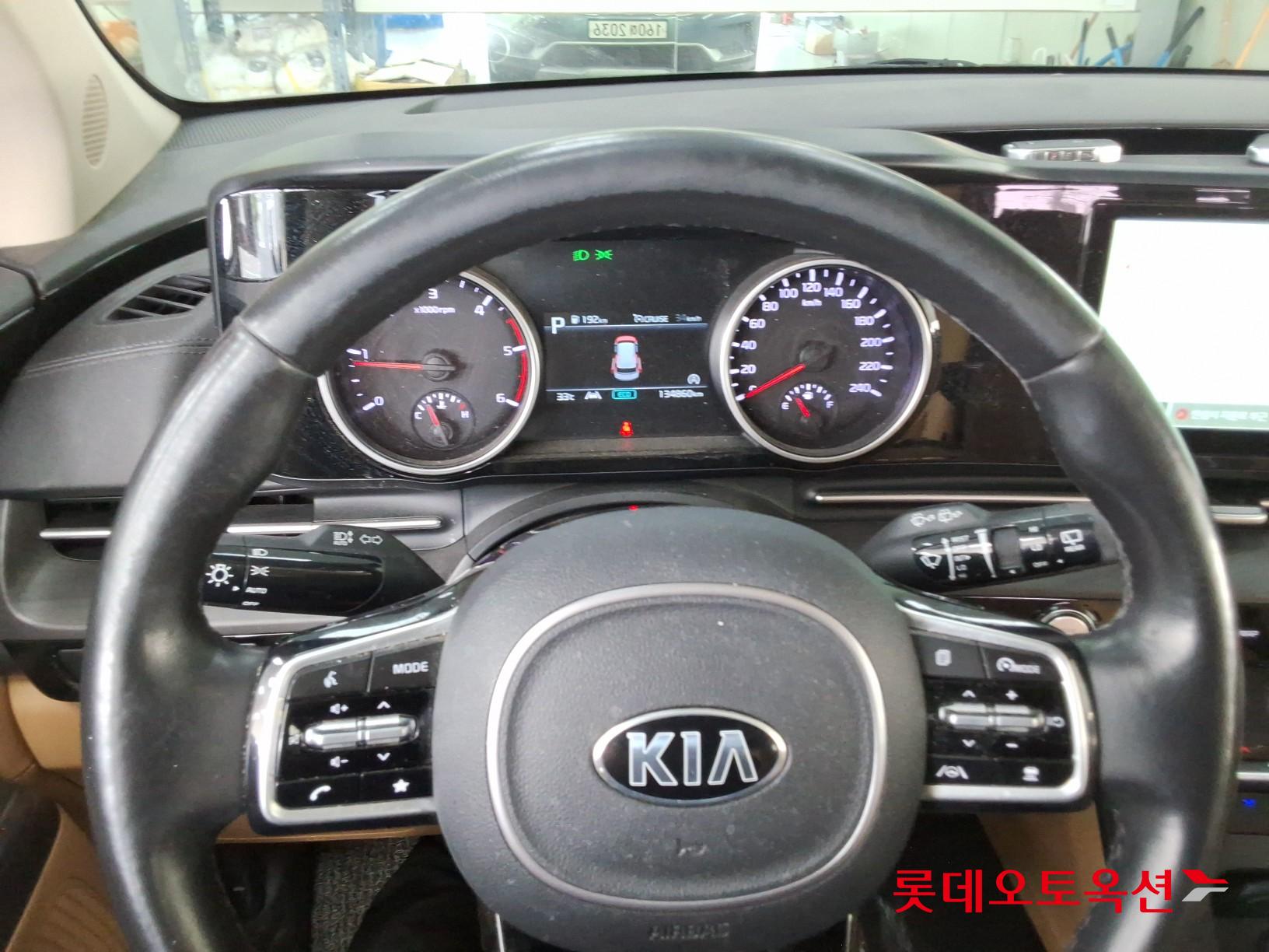 2021 - kia carnival