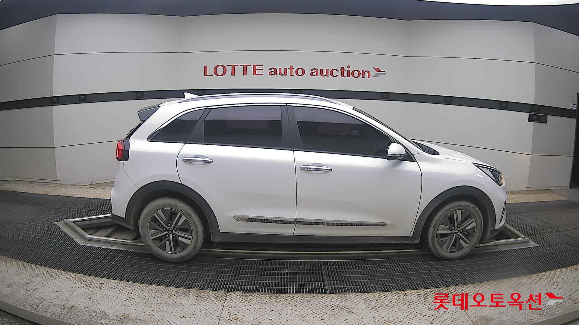2021 - kia niro