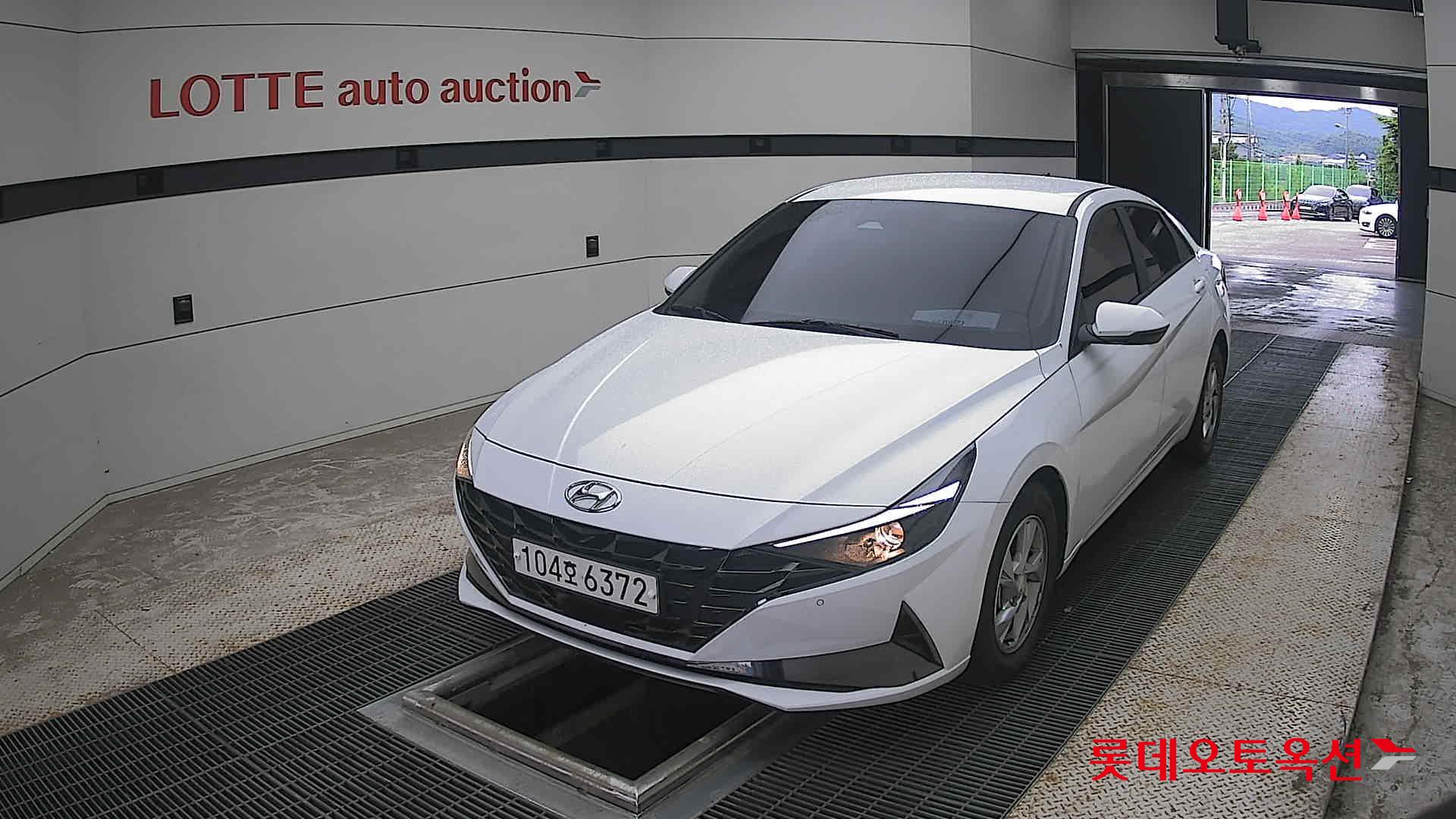 2021 - hyundai avante