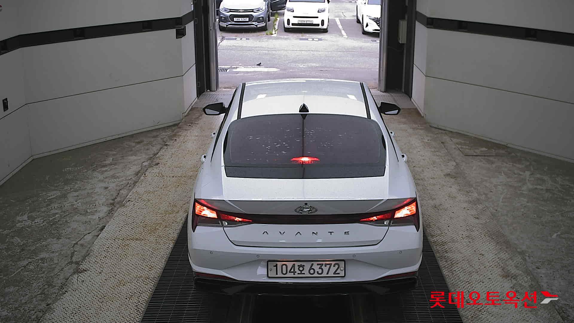 2021 - hyundai avante