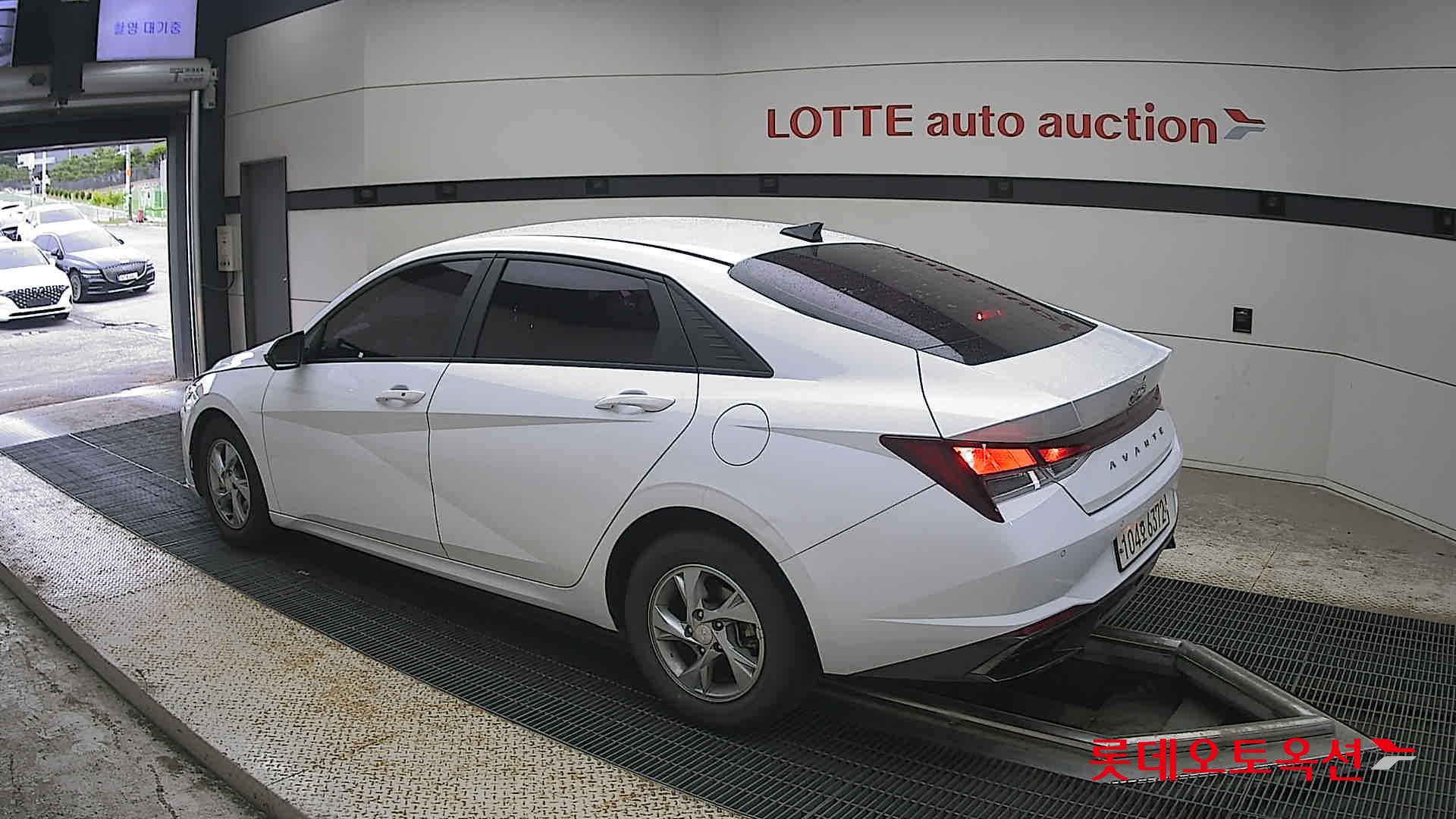 2021 - hyundai avante