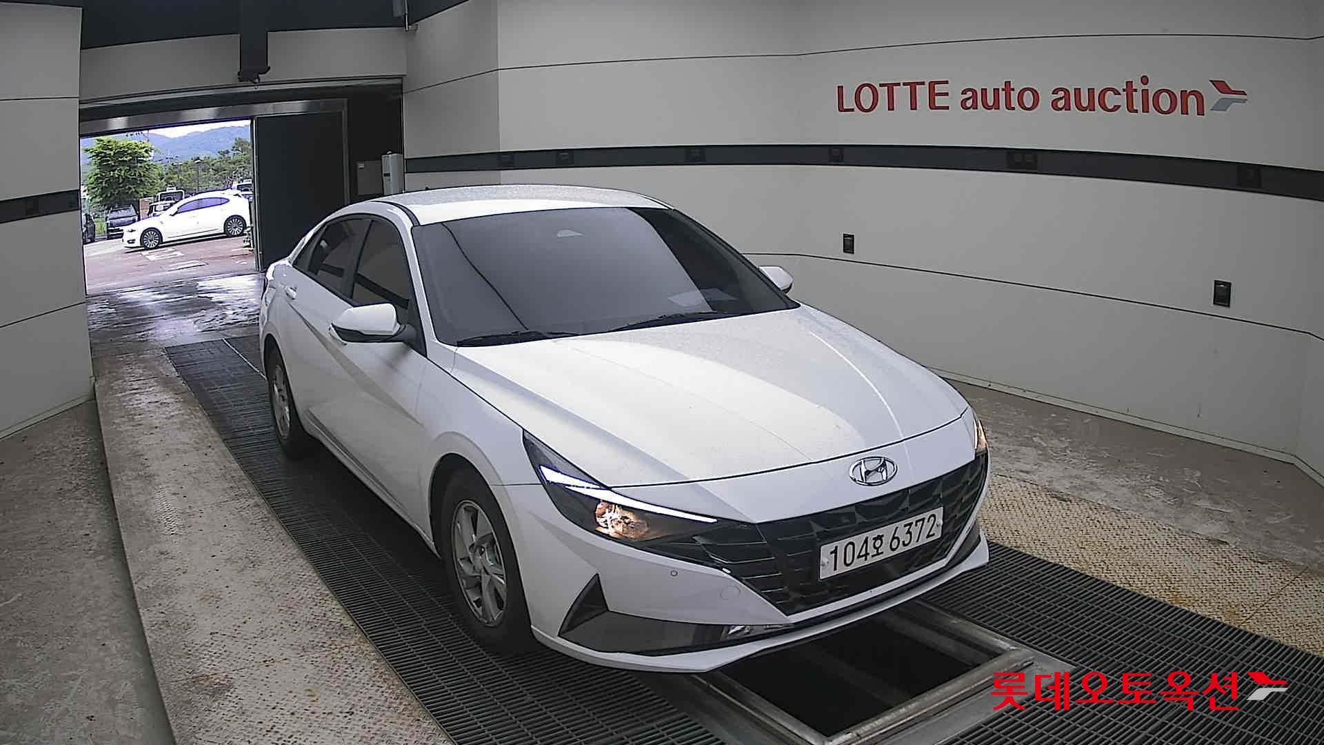 2021 - hyundai avante