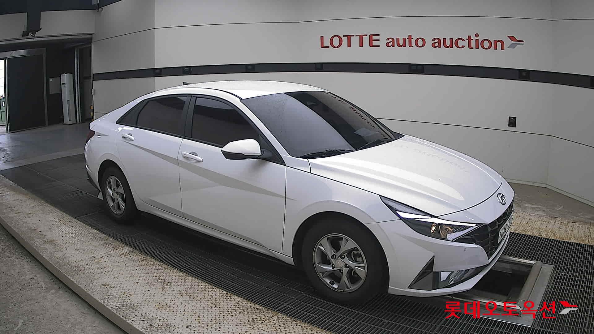 2021 - hyundai avante