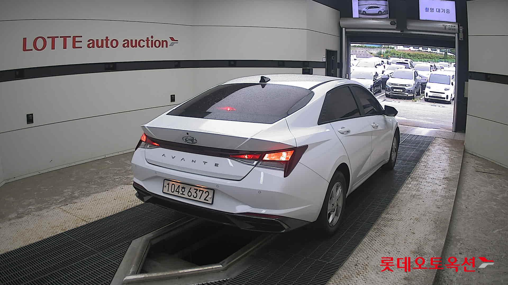 2021 - hyundai avante