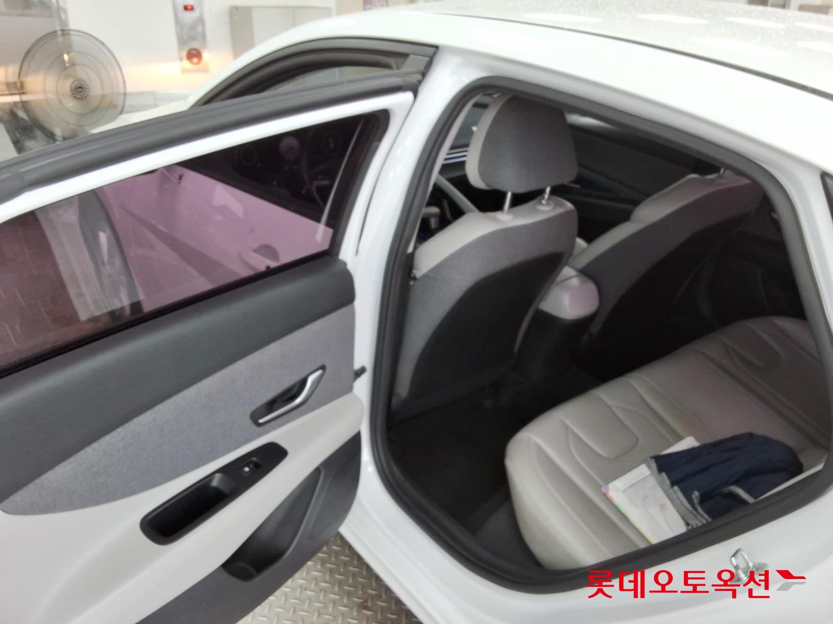 2021 - hyundai avante