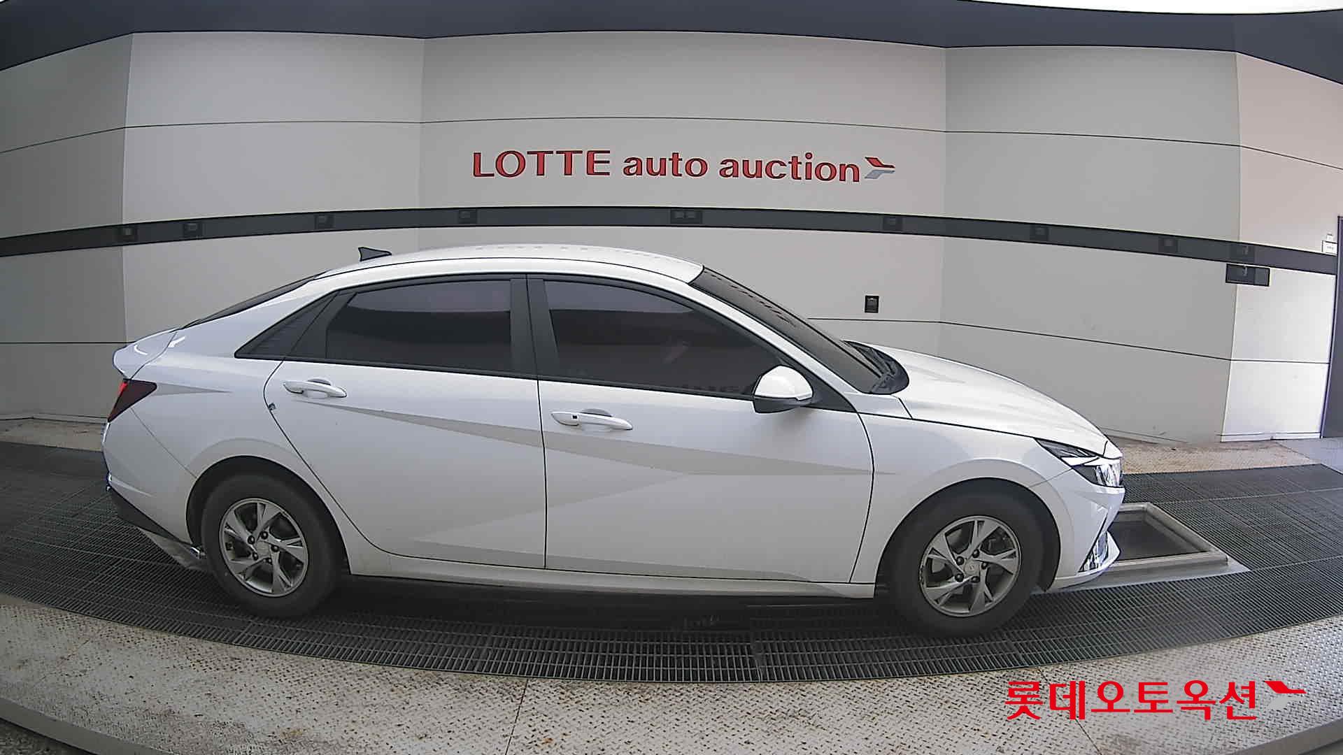 2021 - hyundai avante