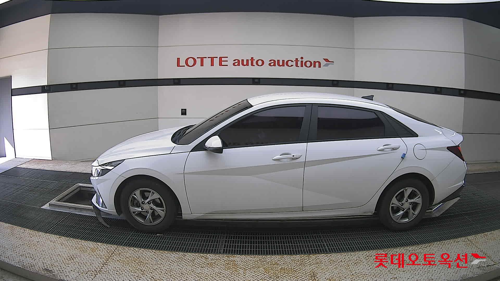 2021 - hyundai avante