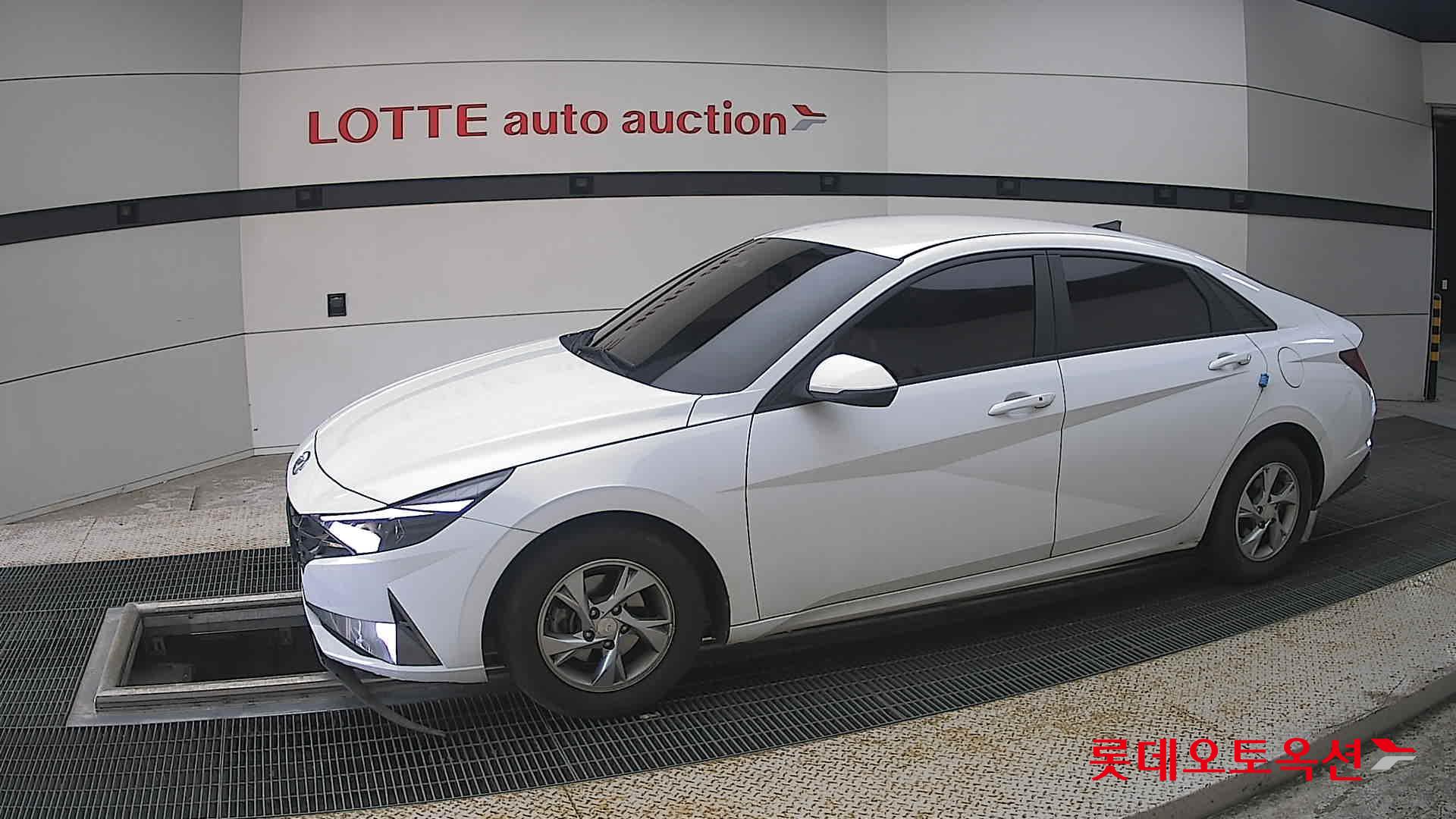 2021 - hyundai avante