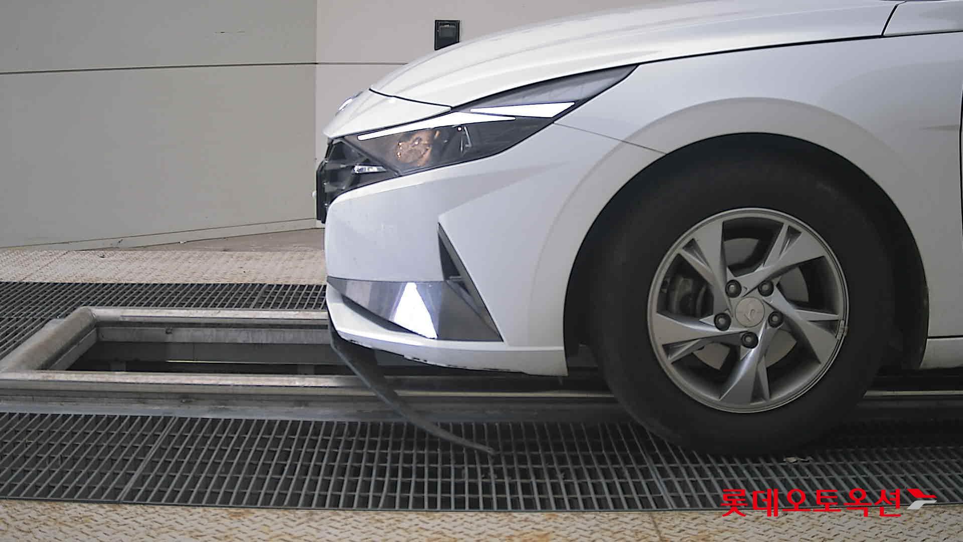 2021 - hyundai avante