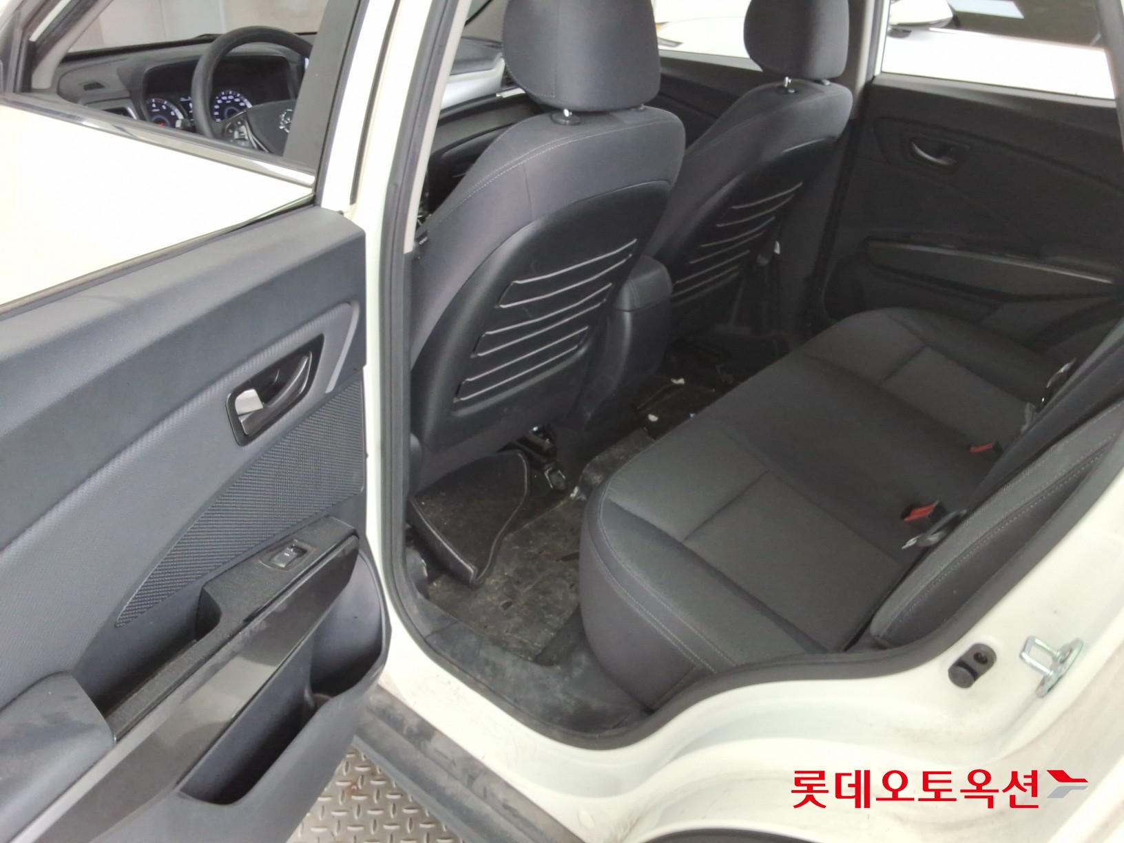 2021 - ssangyong tivoli