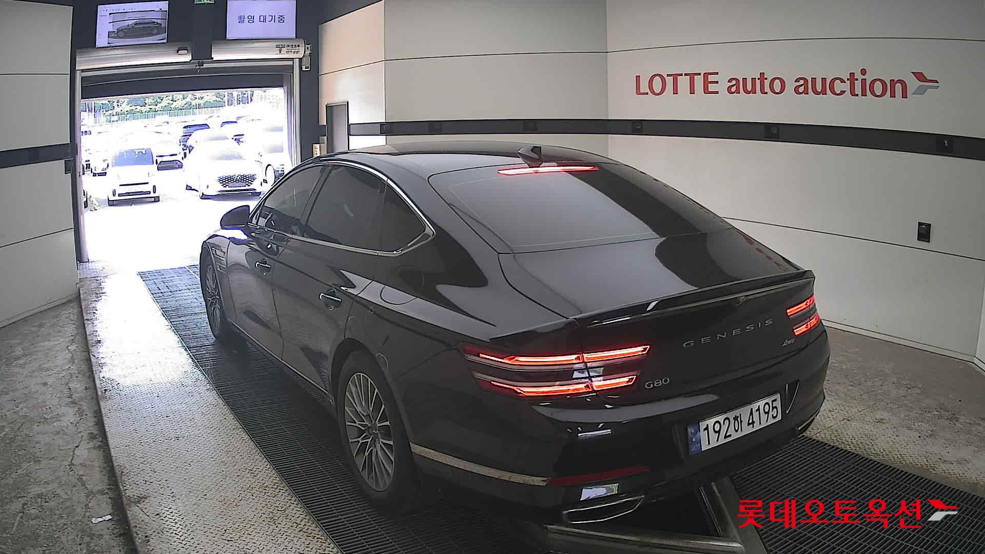 2023 - genesis g80