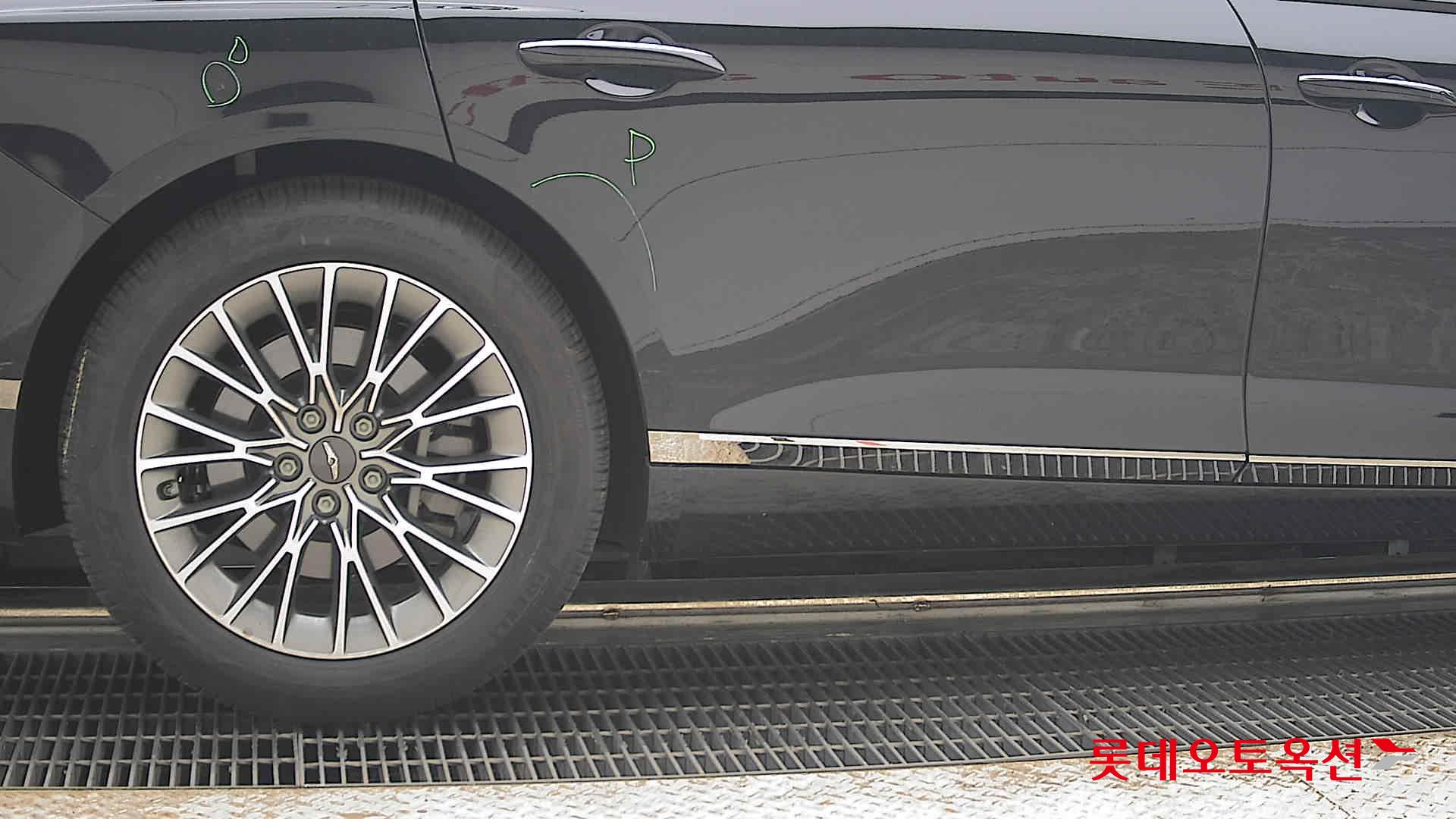 2023 - genesis g80