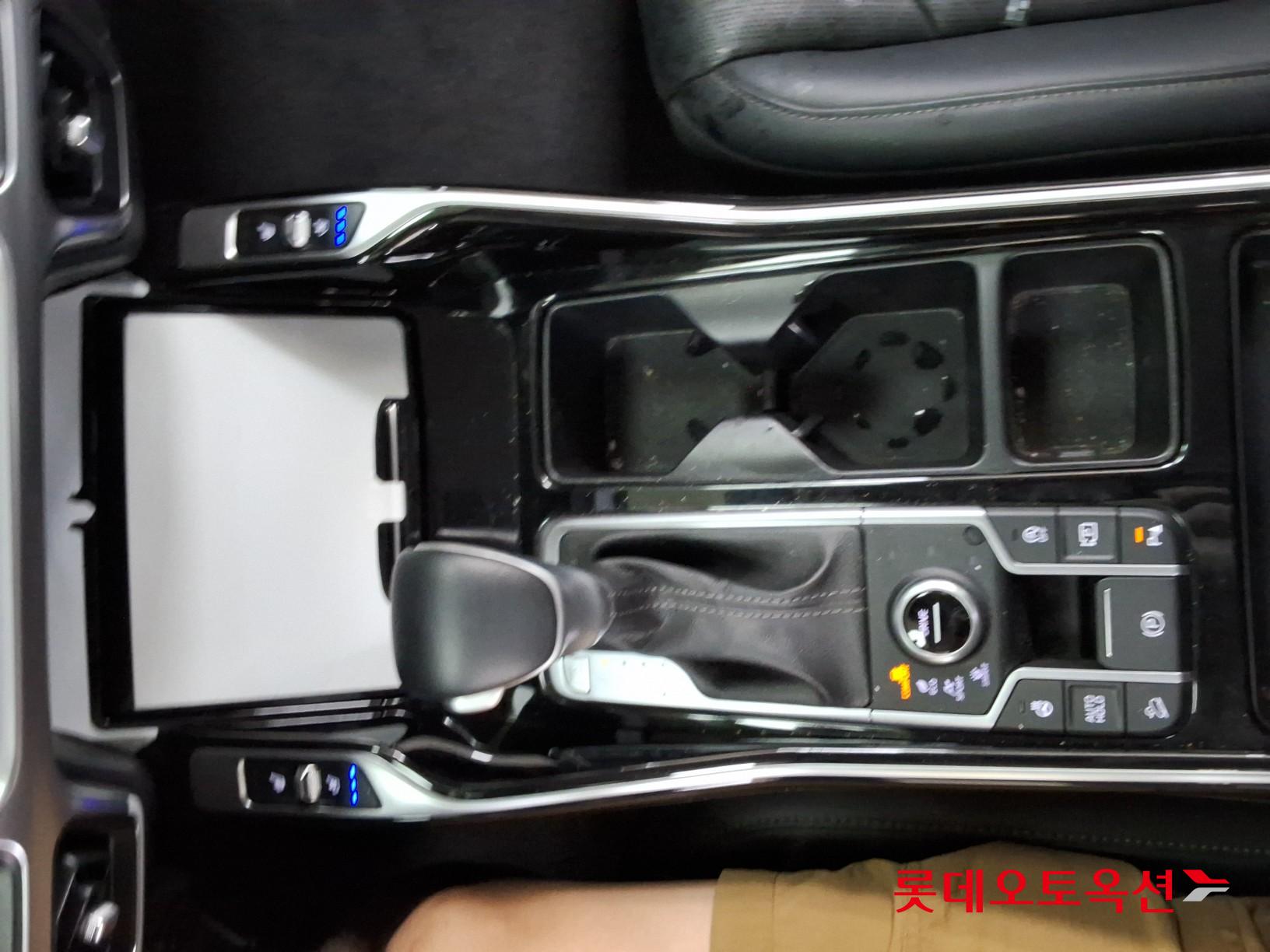 2022 - kia sorento