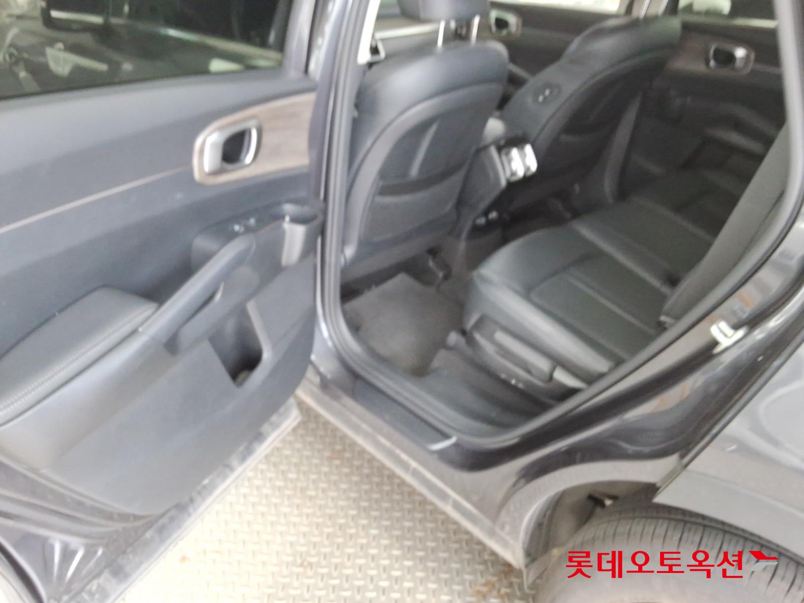 2022 - kia sorento