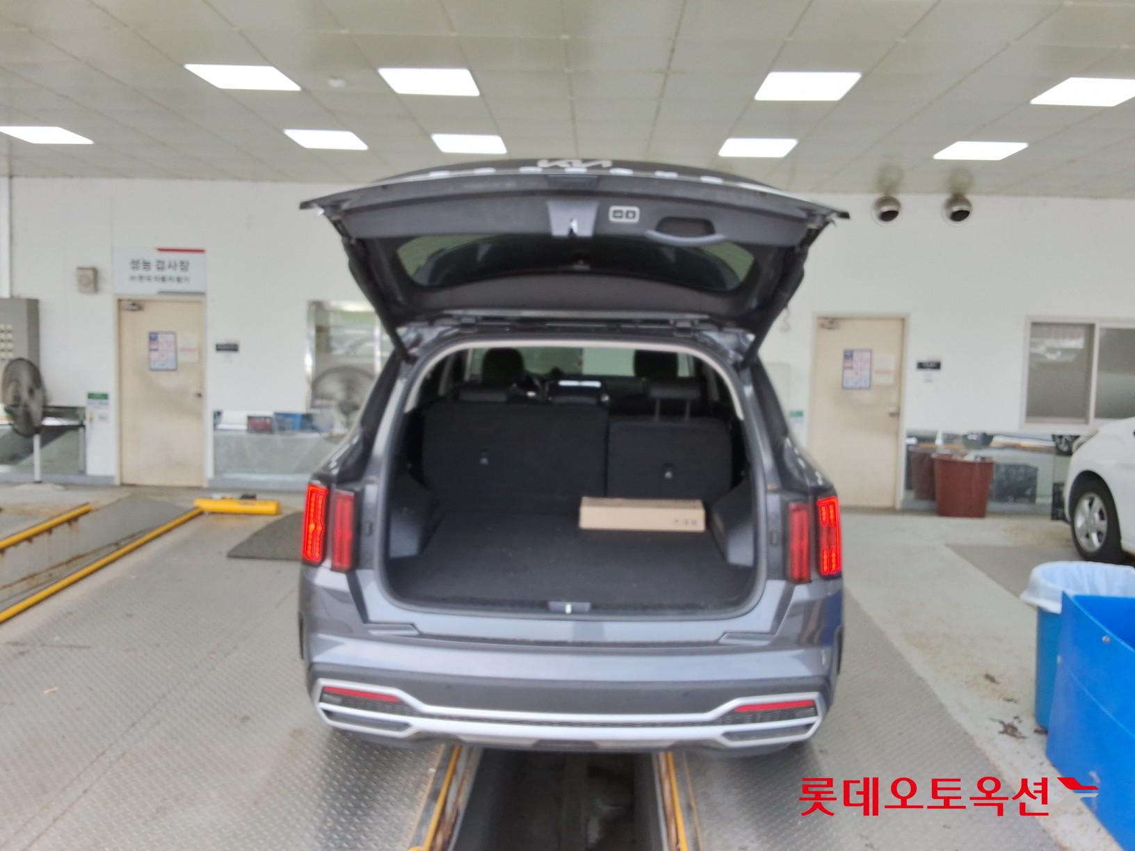 2022 - kia sorento
