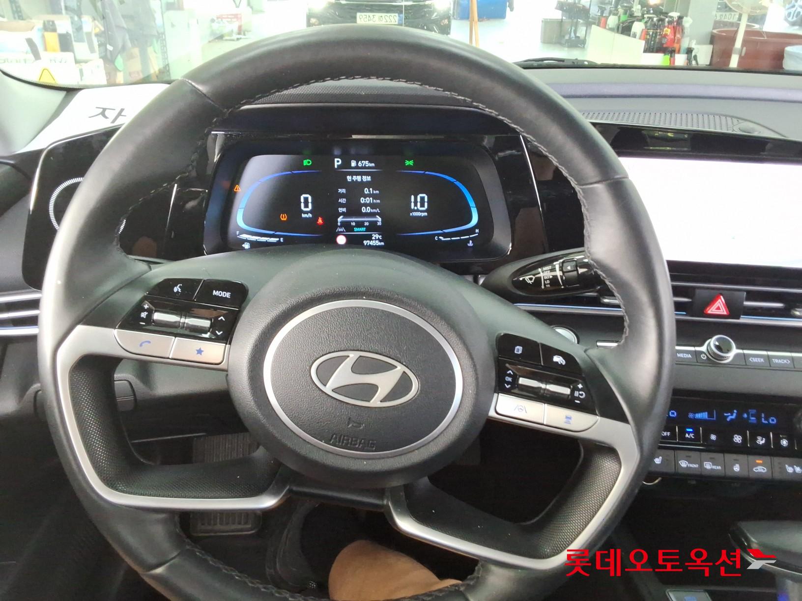 2024 - hyundai avante