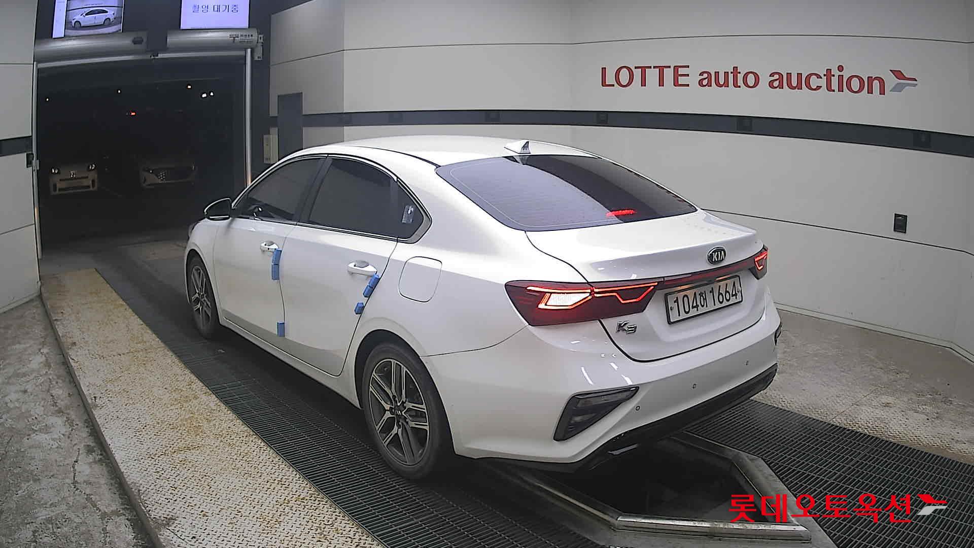 2020 - kia k3