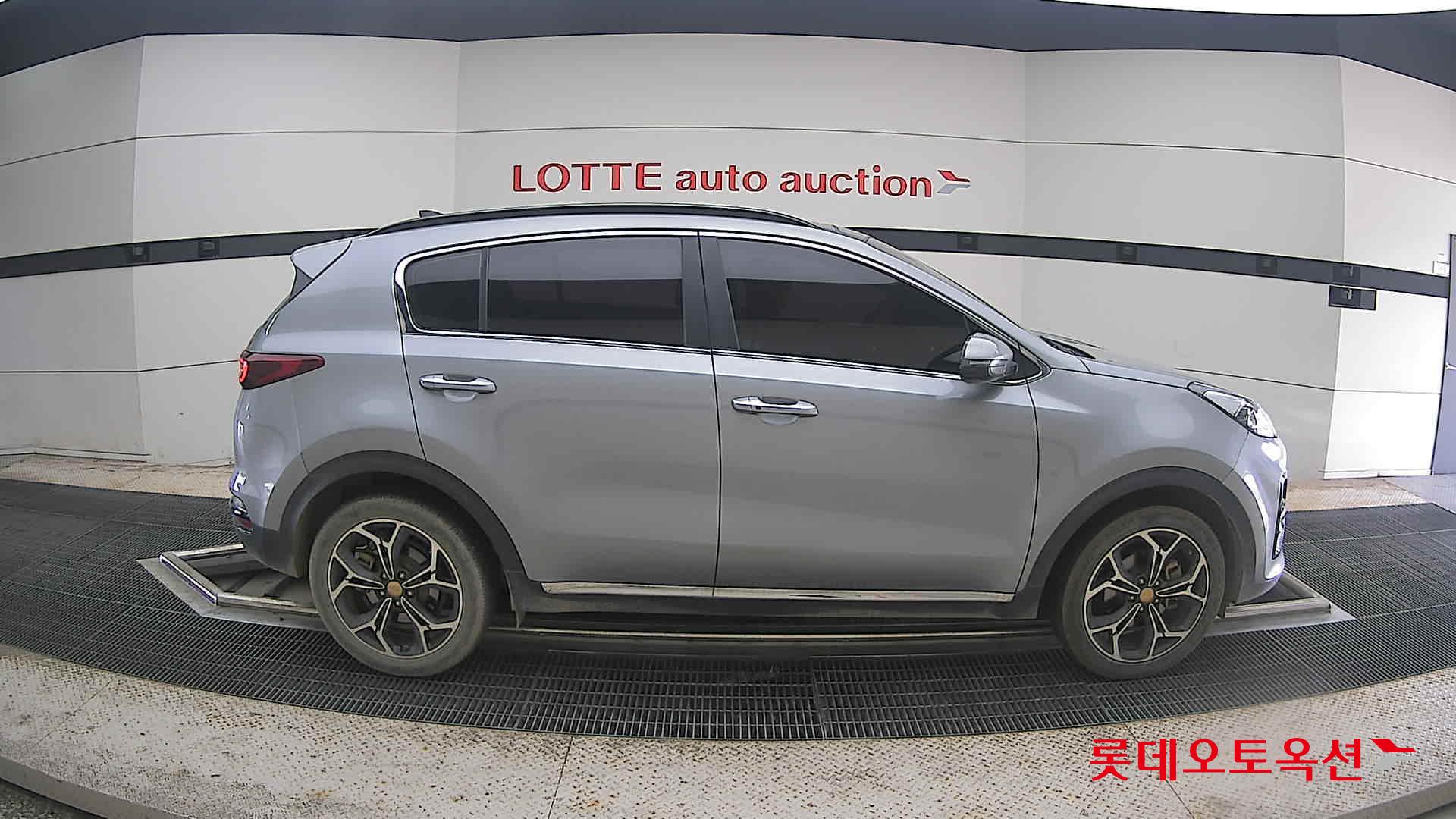 2020 - kia sportage