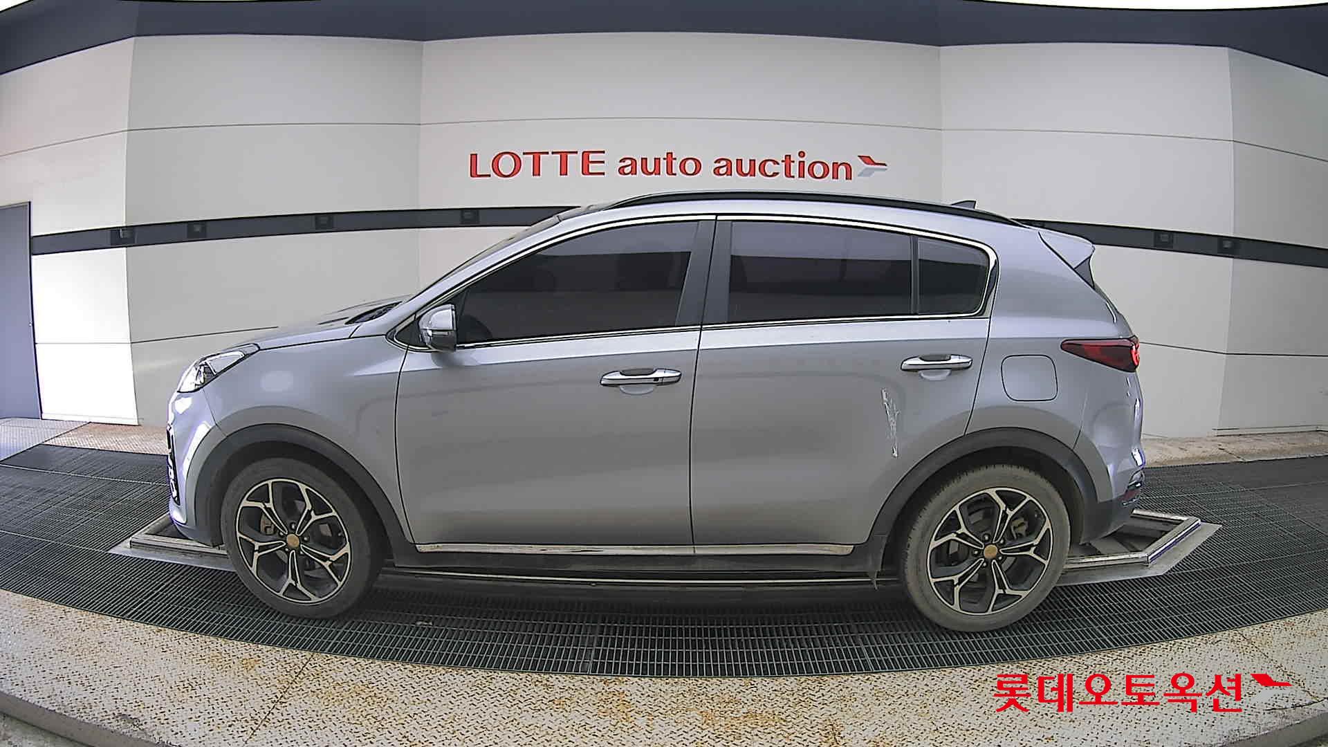 2020 - kia sportage