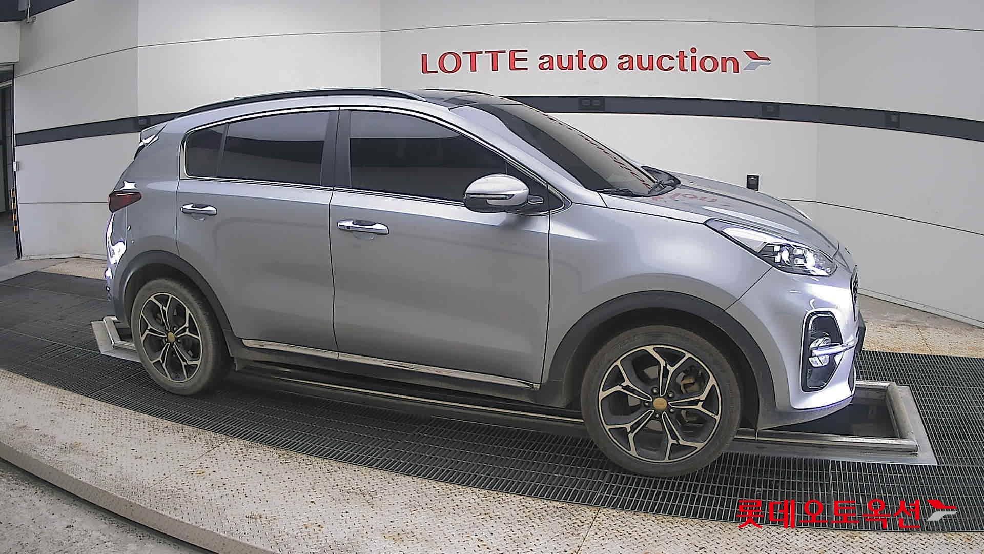 2020 - kia sportage