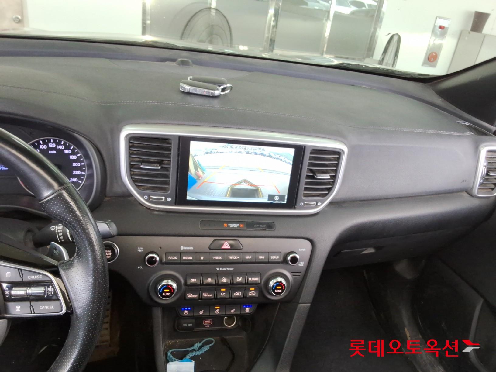 2020 - kia sportage