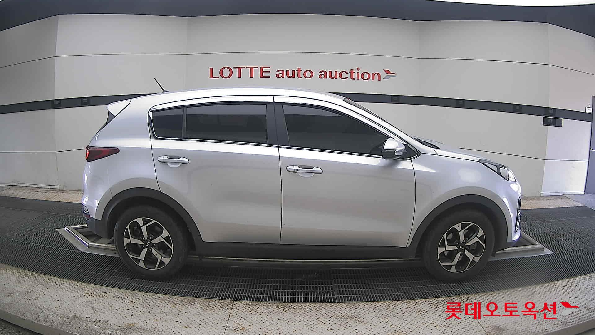 2020 - kia sportage