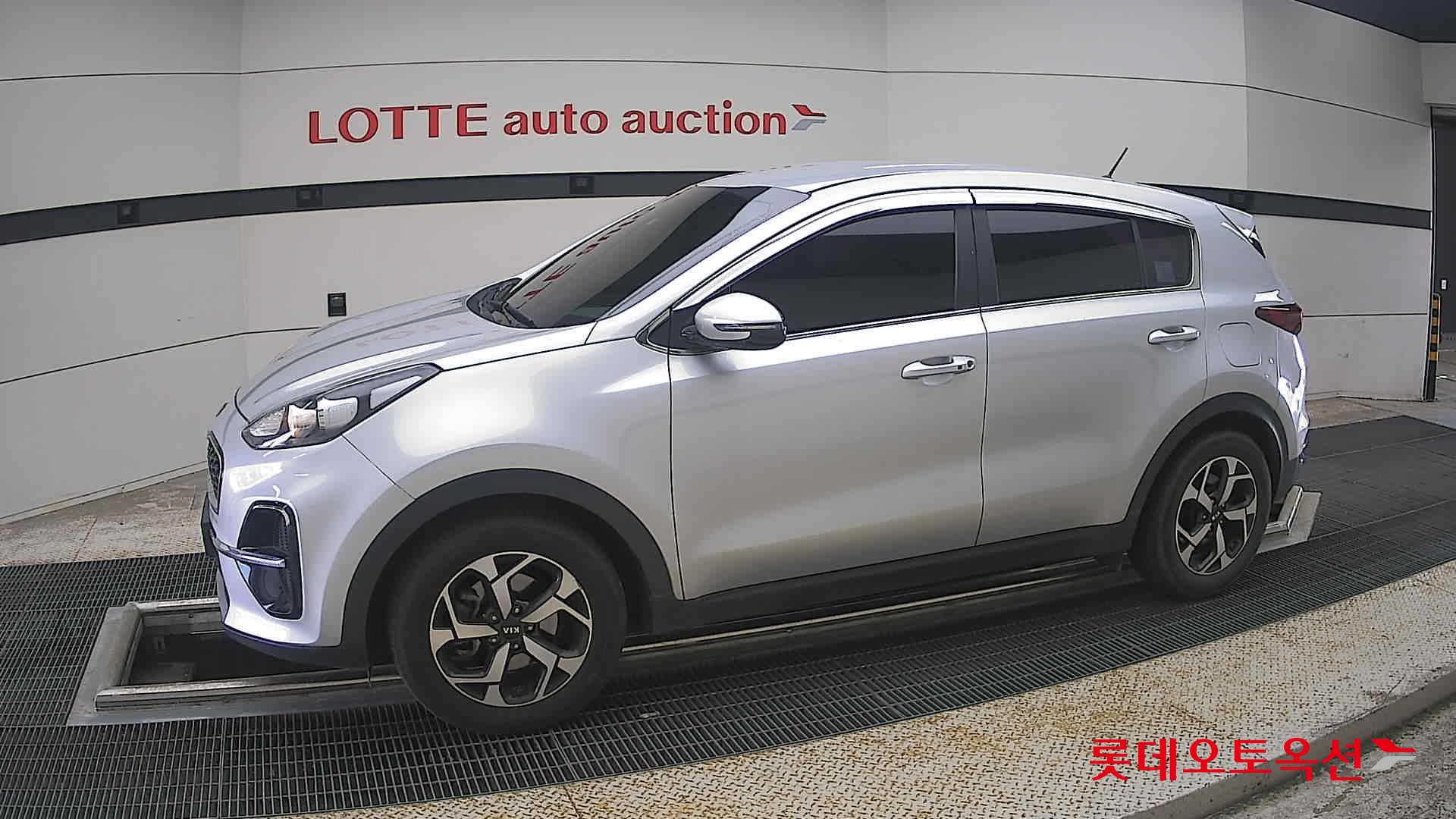2020 - kia sportage