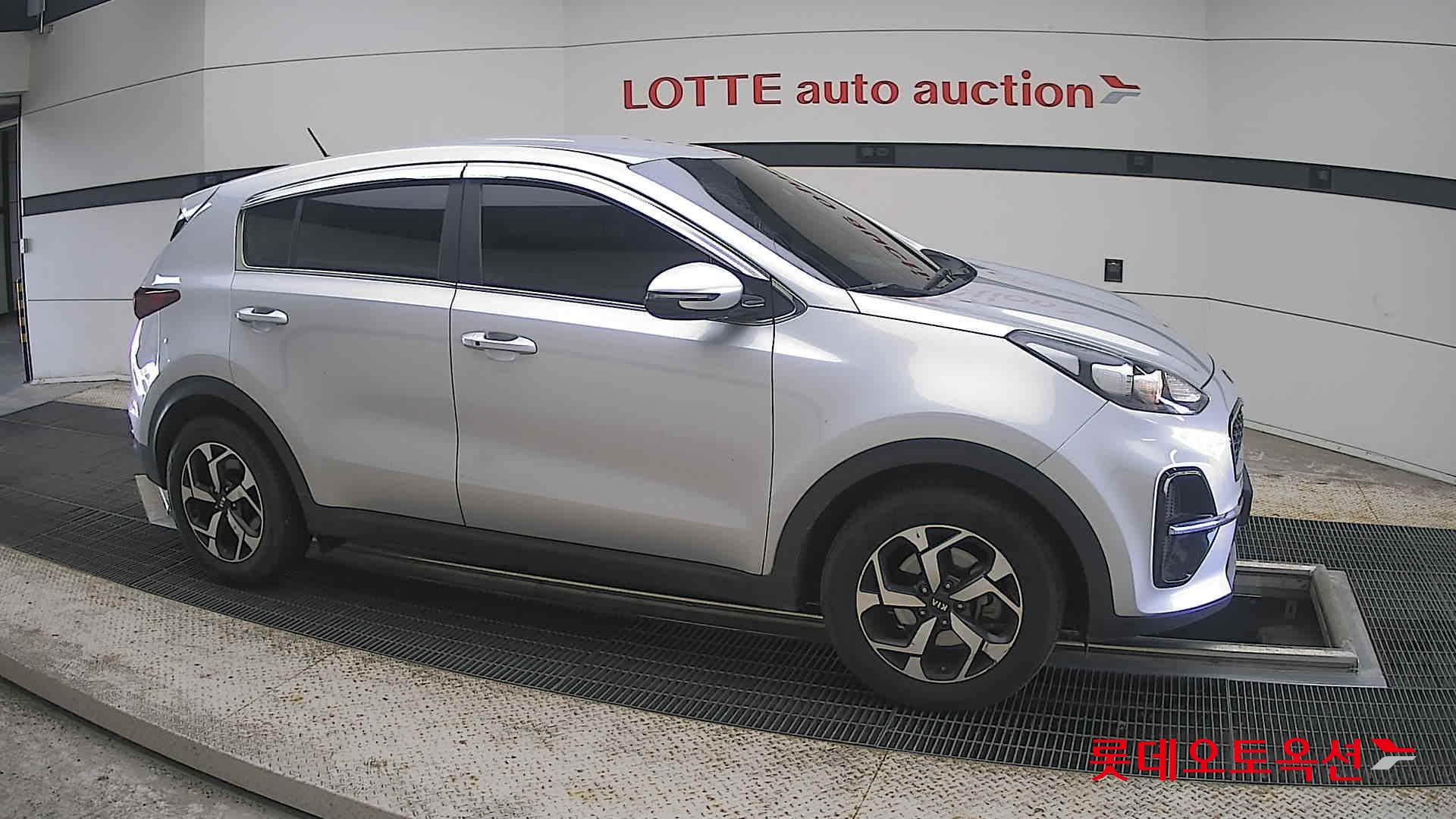 2020 - kia sportage