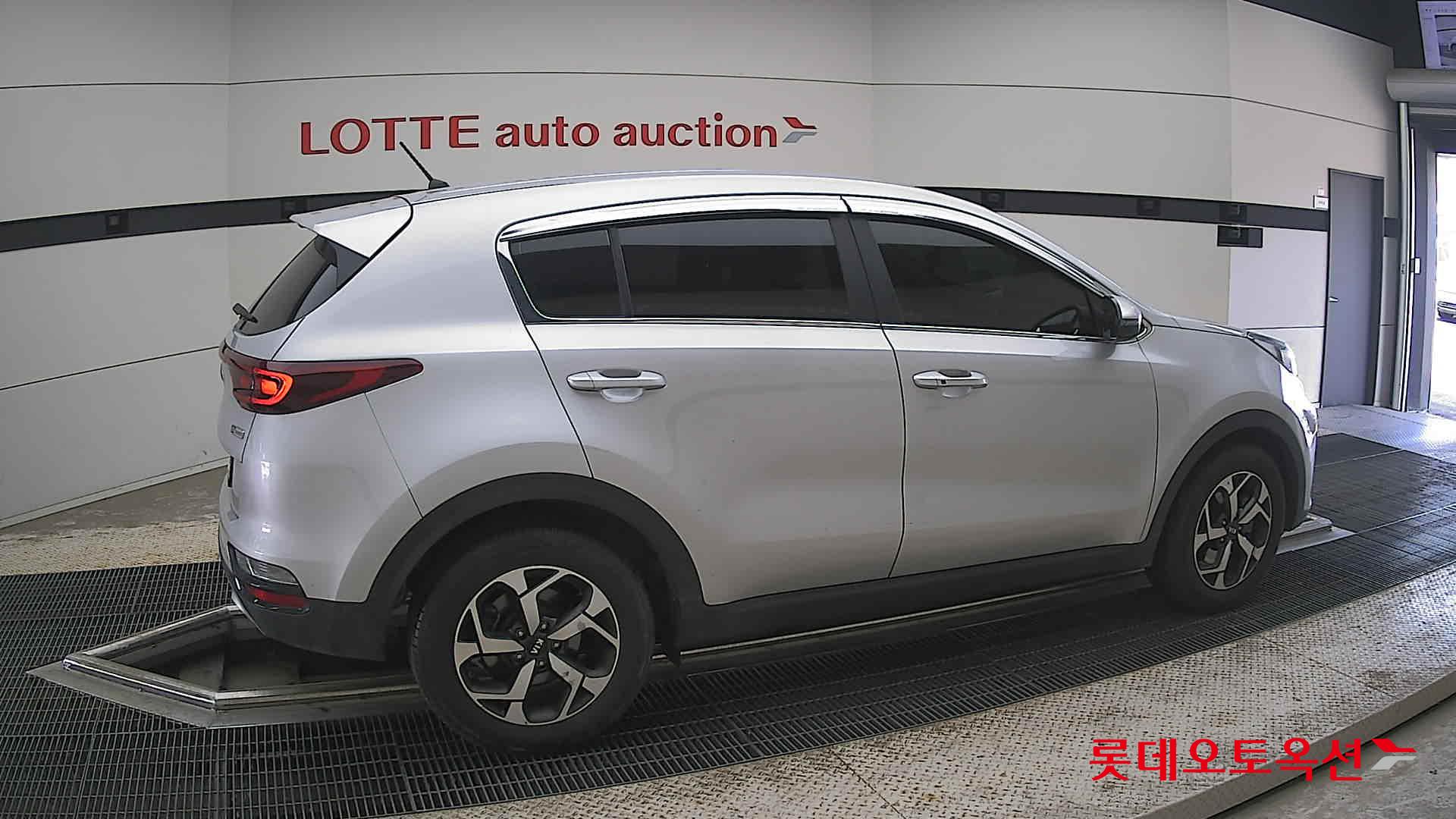 2020 - kia sportage