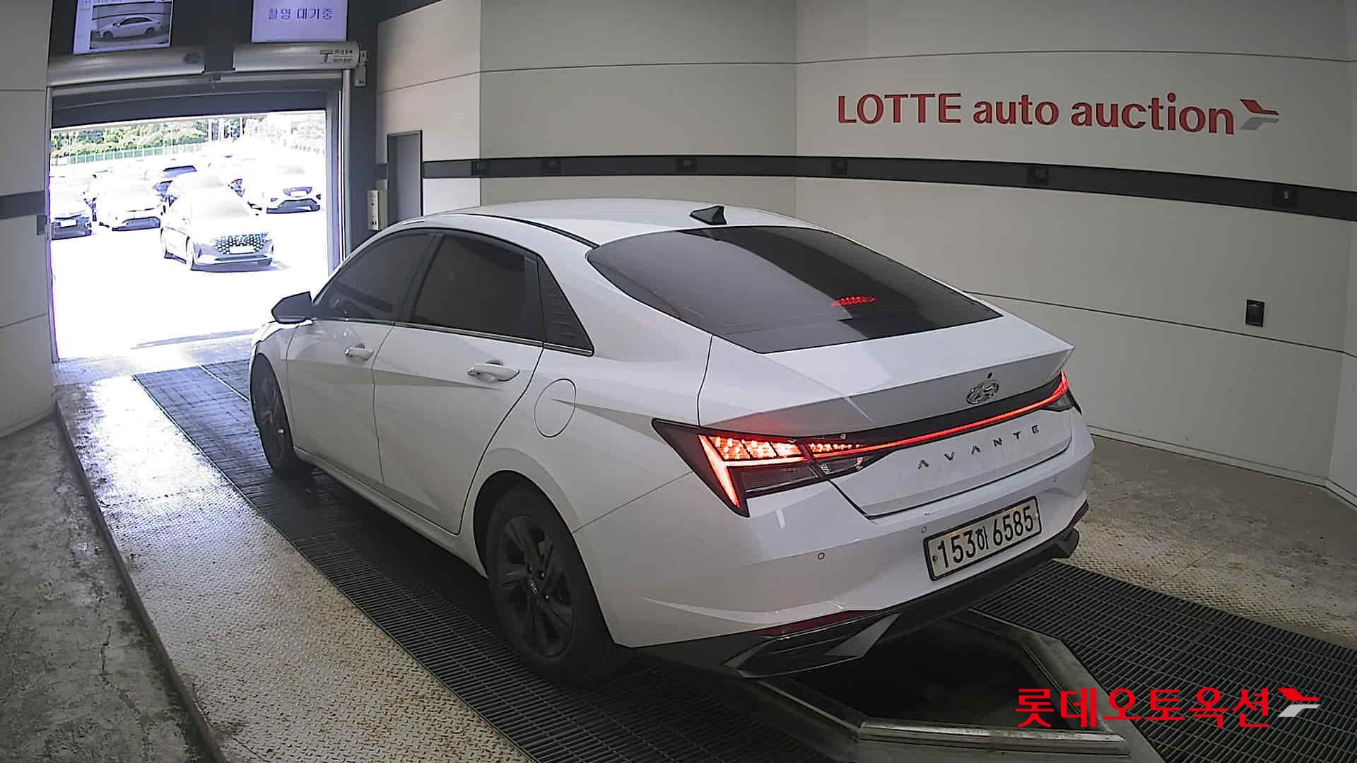 2021 - hyundai avante