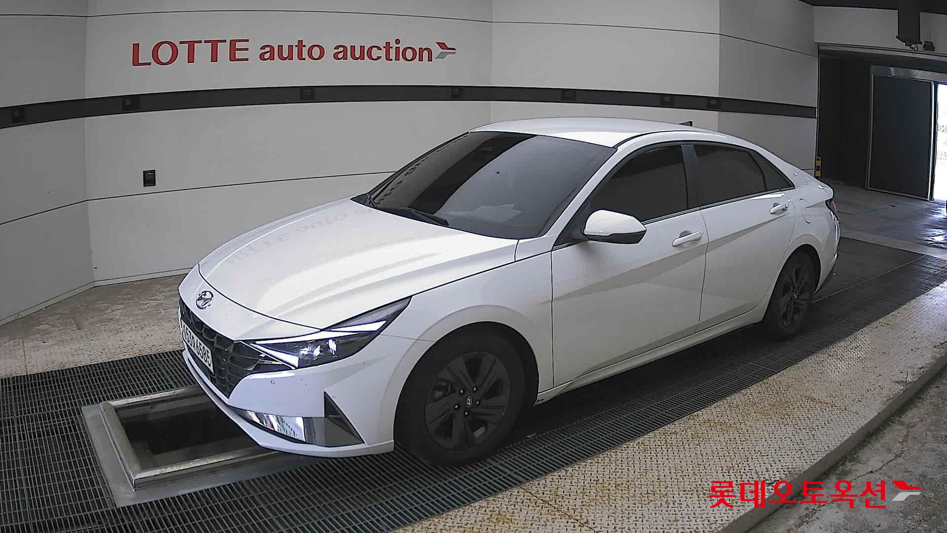 2021 - hyundai avante