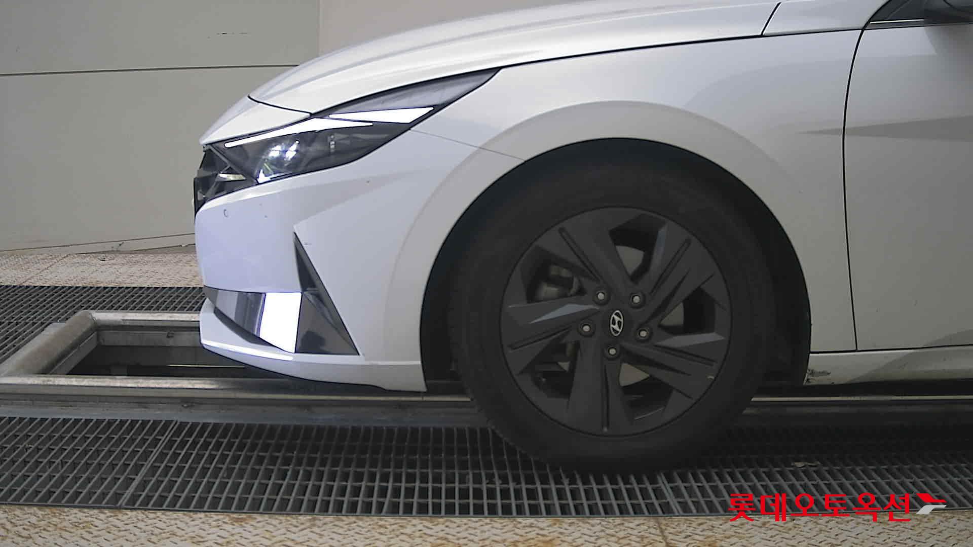 2021 - hyundai avante