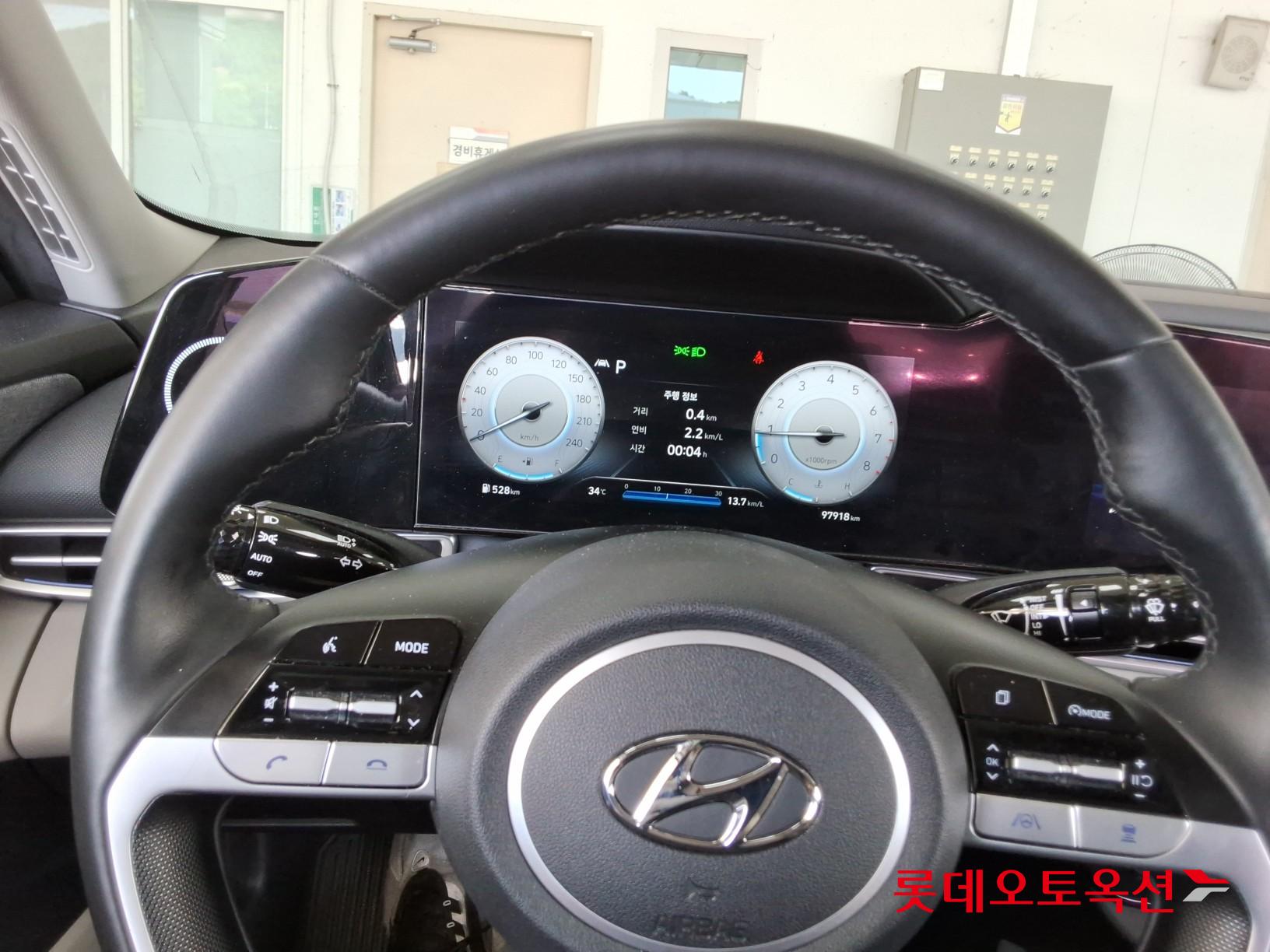 2021 - hyundai avante