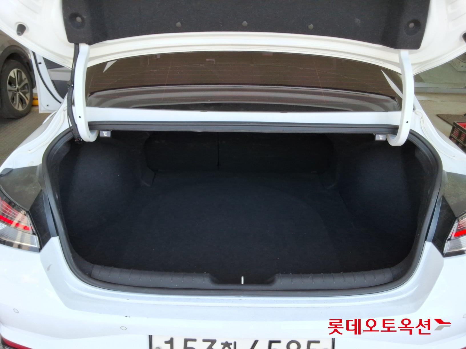 2021 - hyundai avante
