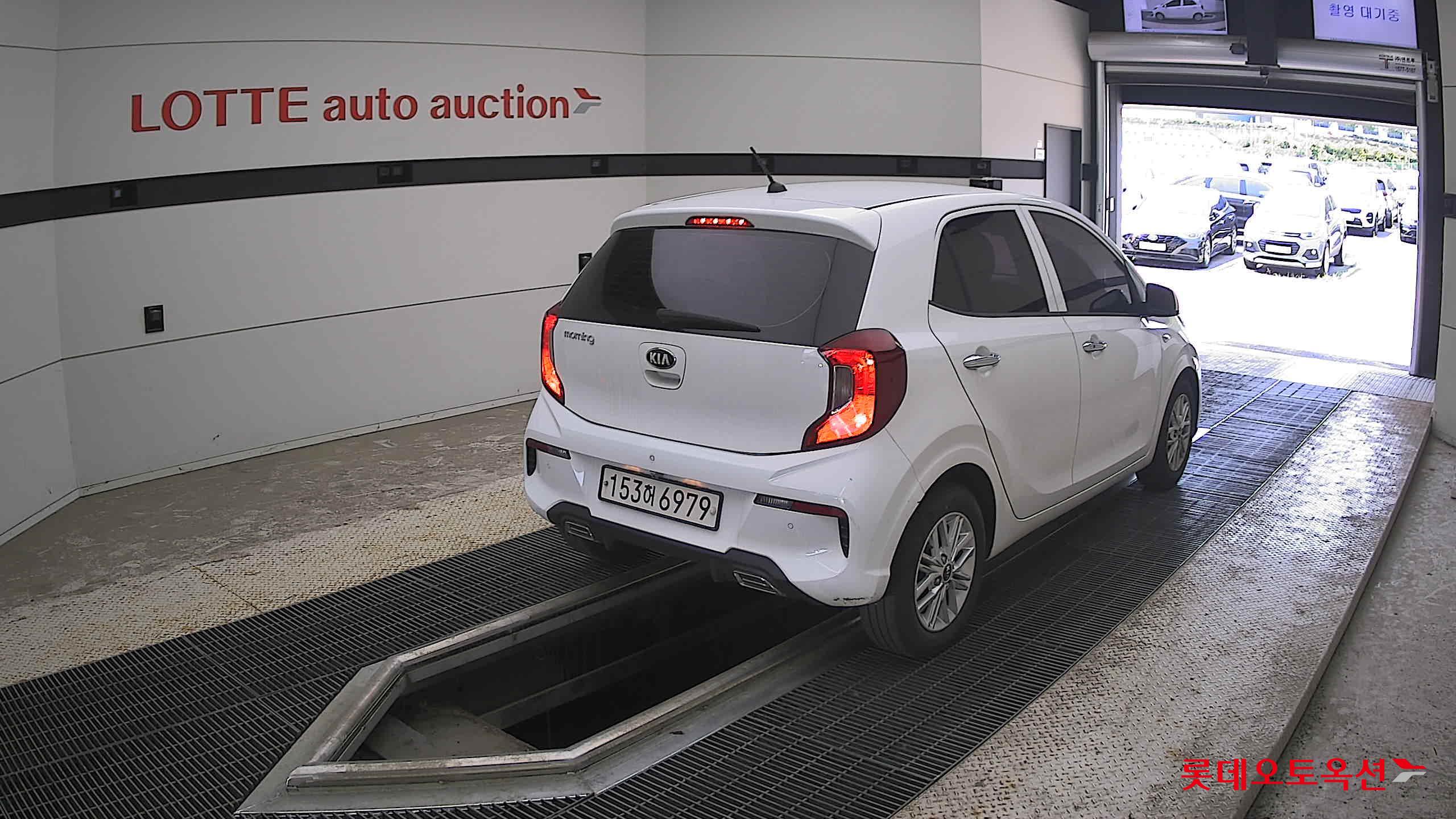 2021 - kia morning